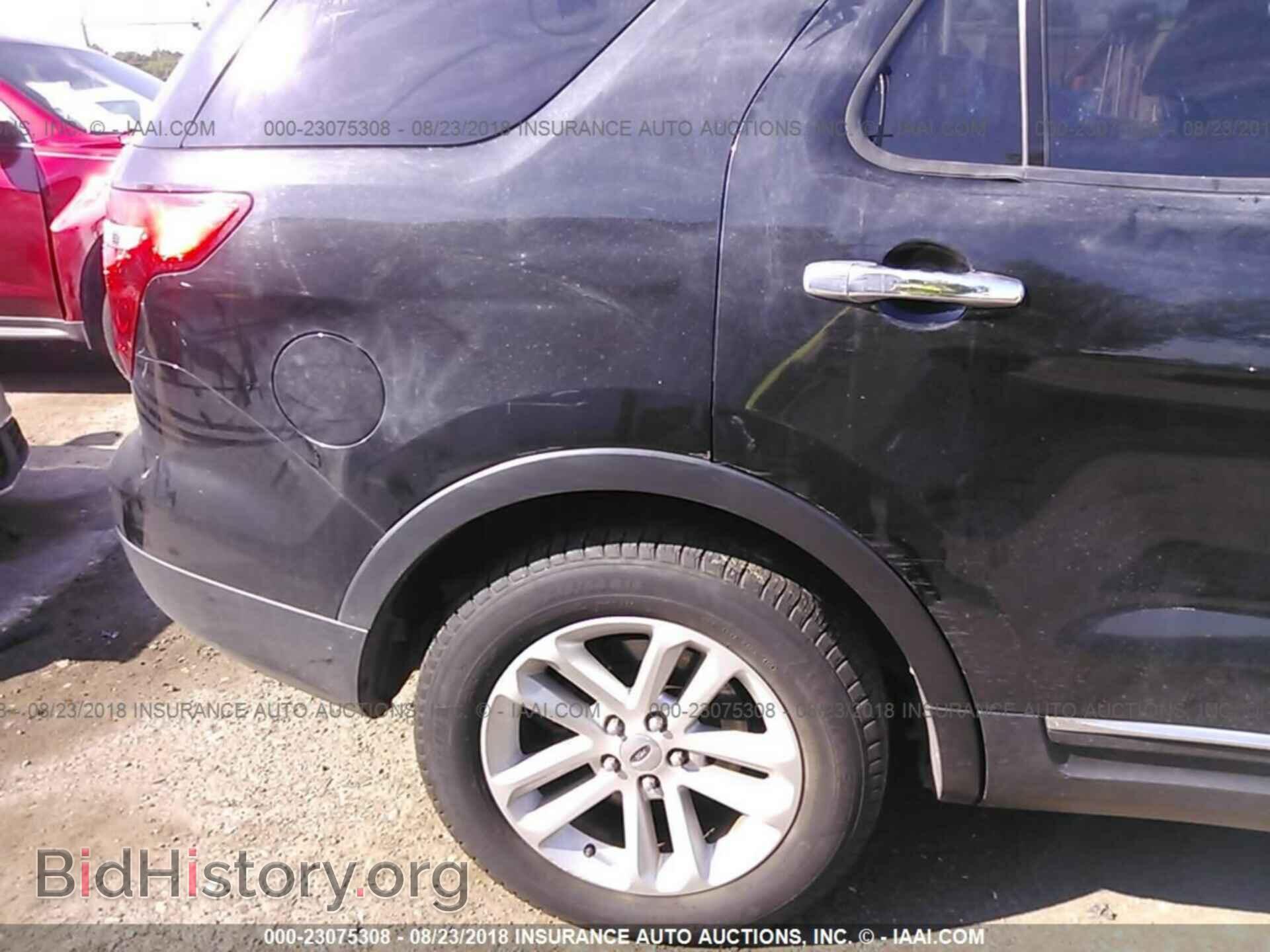 2011 Ford Explorer - VIN: 1FMHK7D82BGA58686 - Фото 6