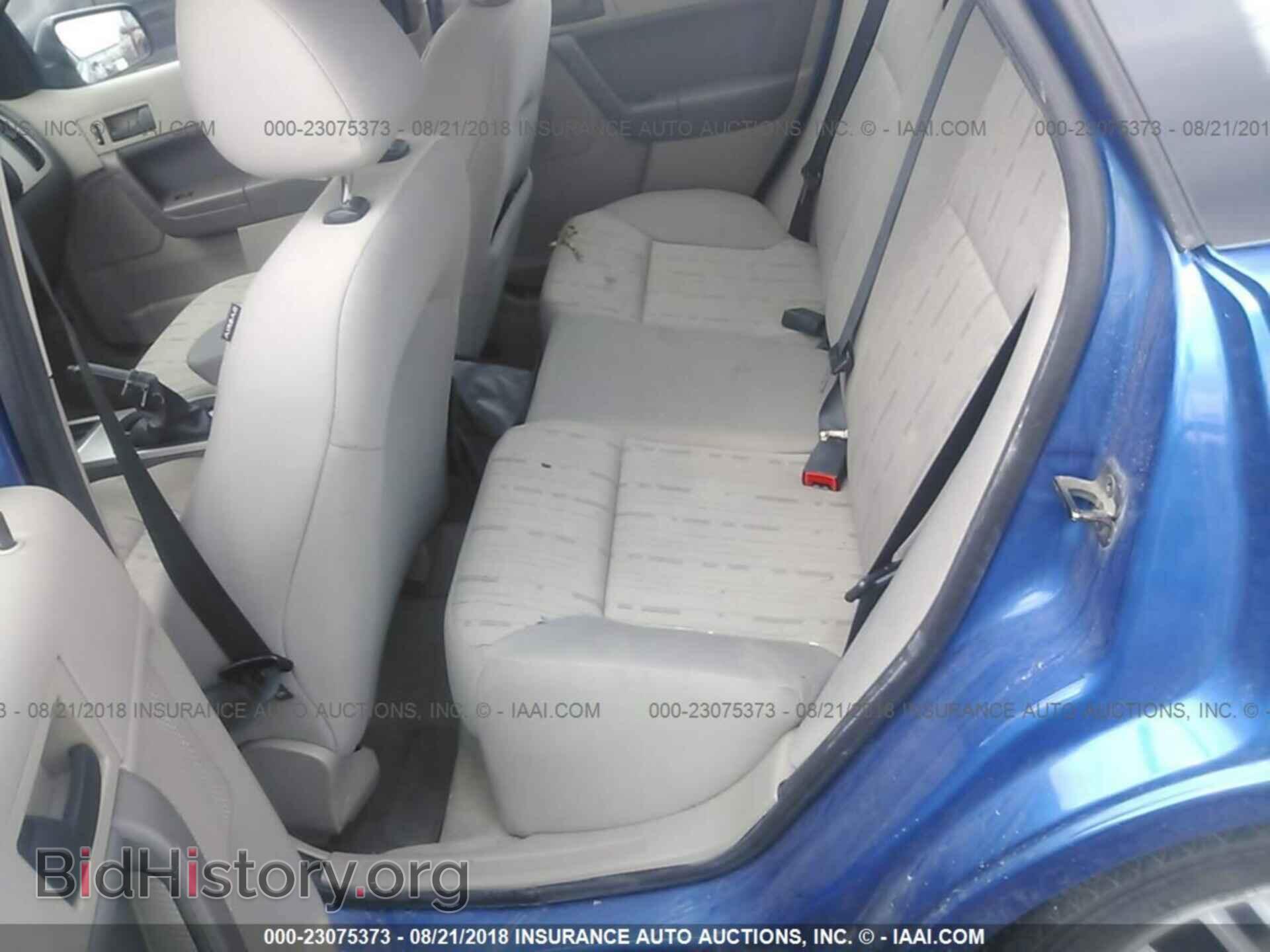 2011 Ford Focus - VIN: 1FAHP3FN1BW202533 - Фото 8