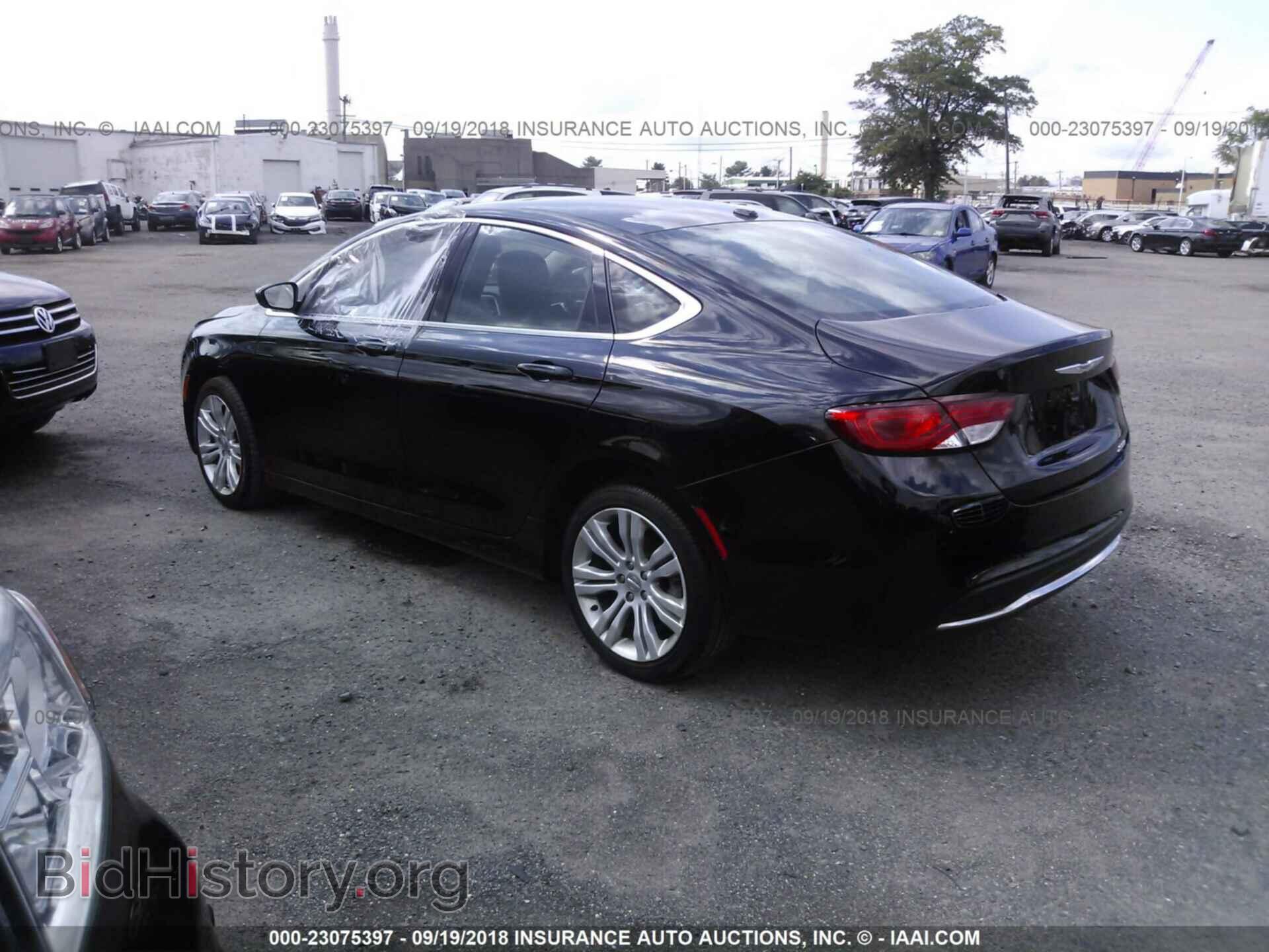 2015 Chrysler 200 - VIN: 1C3CCCABXFN559271 - Photo 3