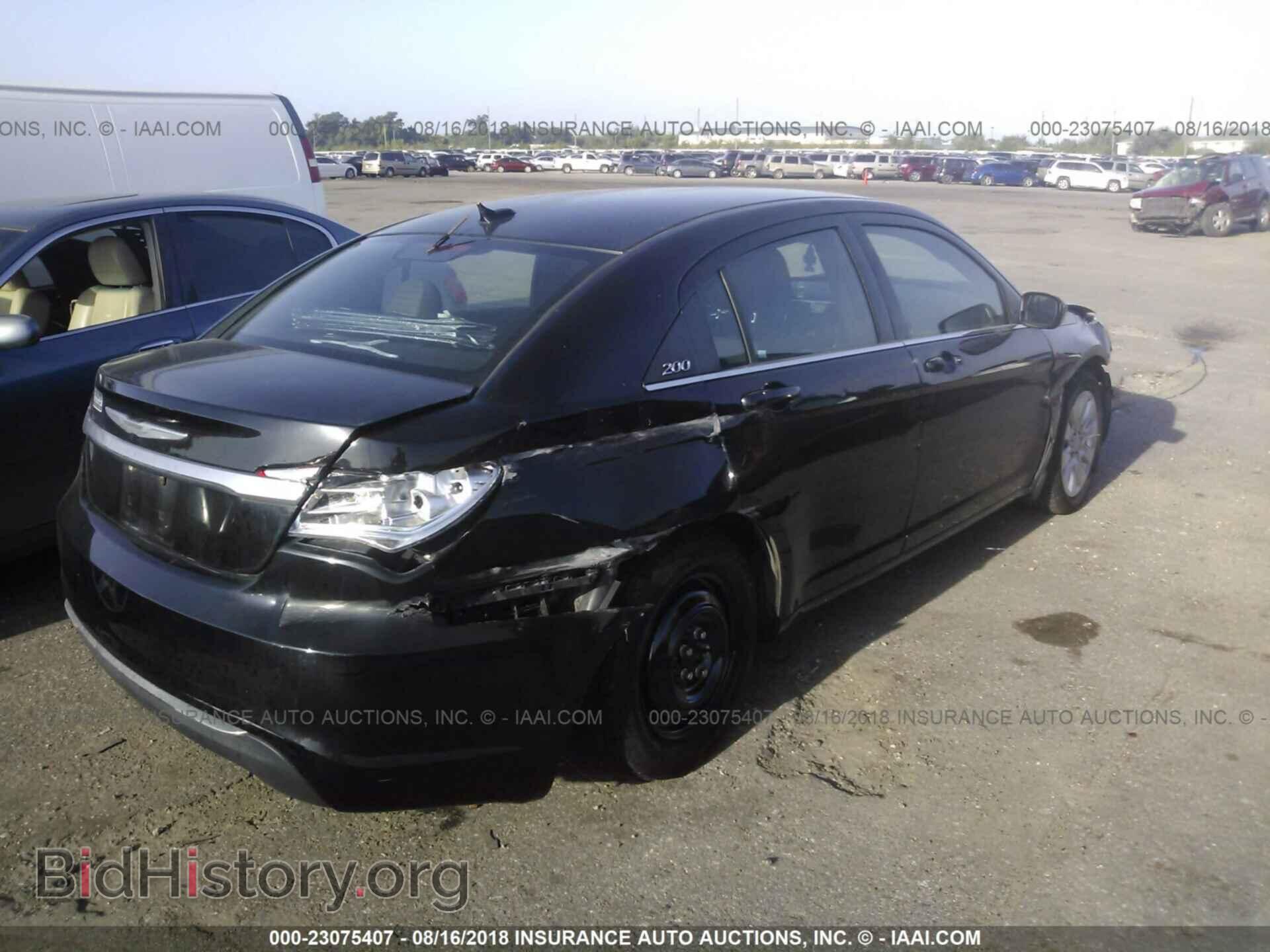 2012 Chrysler 200 - VIN: 1C3CCBAB1CN105299 - Фото 4