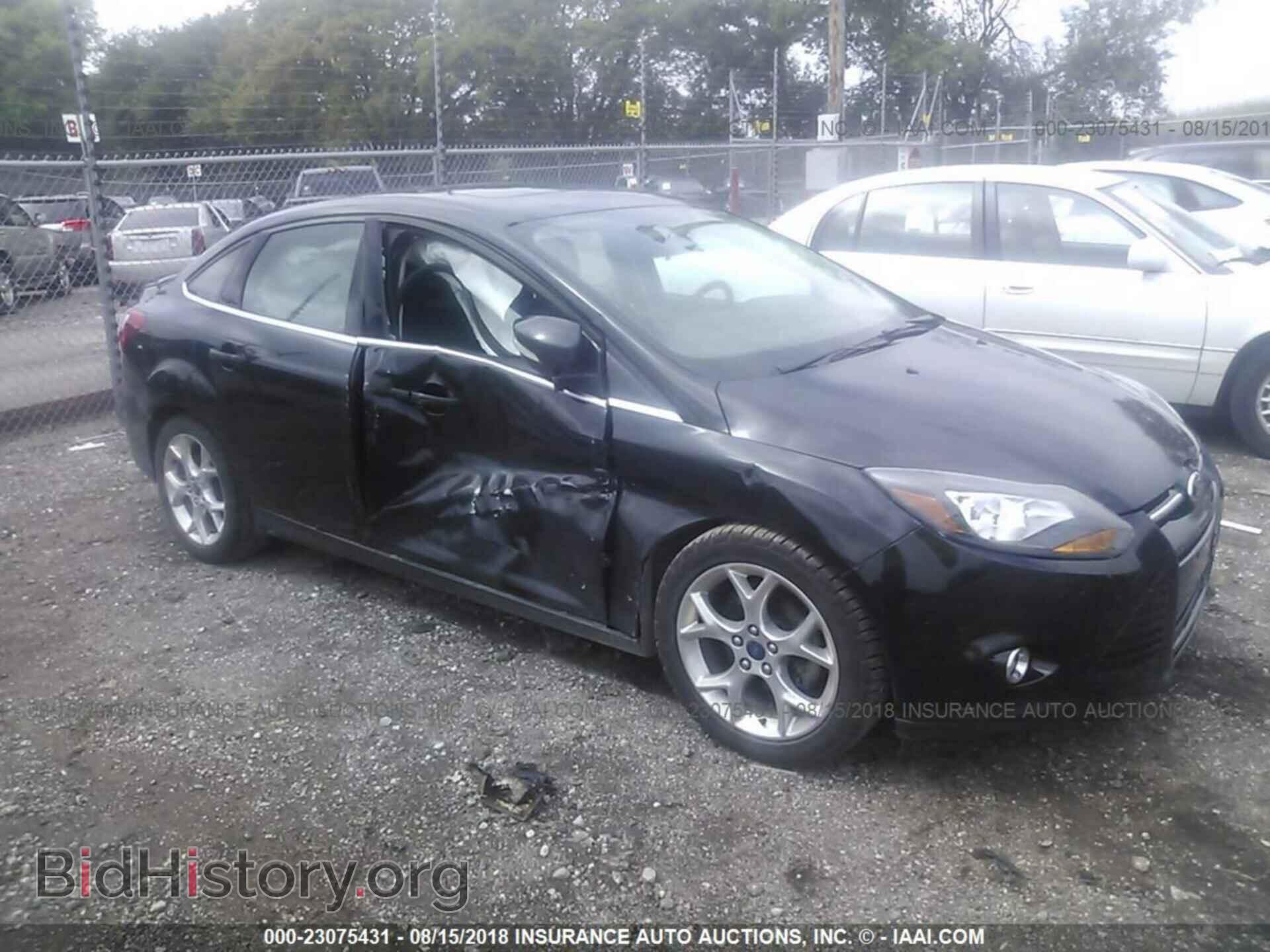 Photo 1FADP3J20EL463332 - Ford Focus 2014