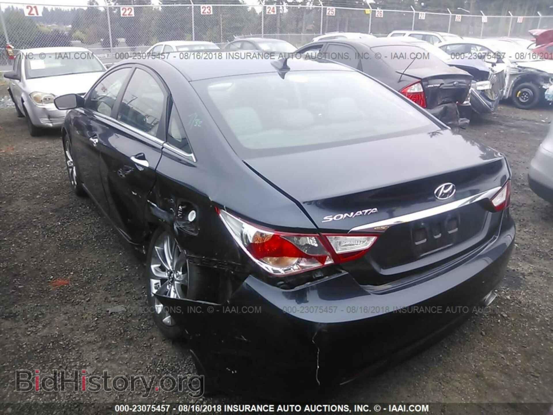 2012 Hyundai Sonata - VIN: 5NPEC4ACXCH368030 - Photo 3