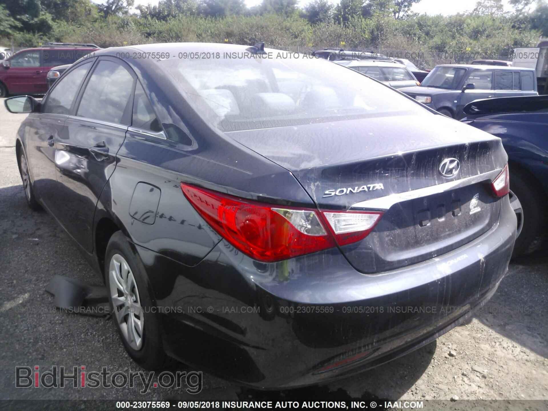 2012 Hyundai Sonata - VIN: 5NPEB4AC5CH466028 - Photo 3
