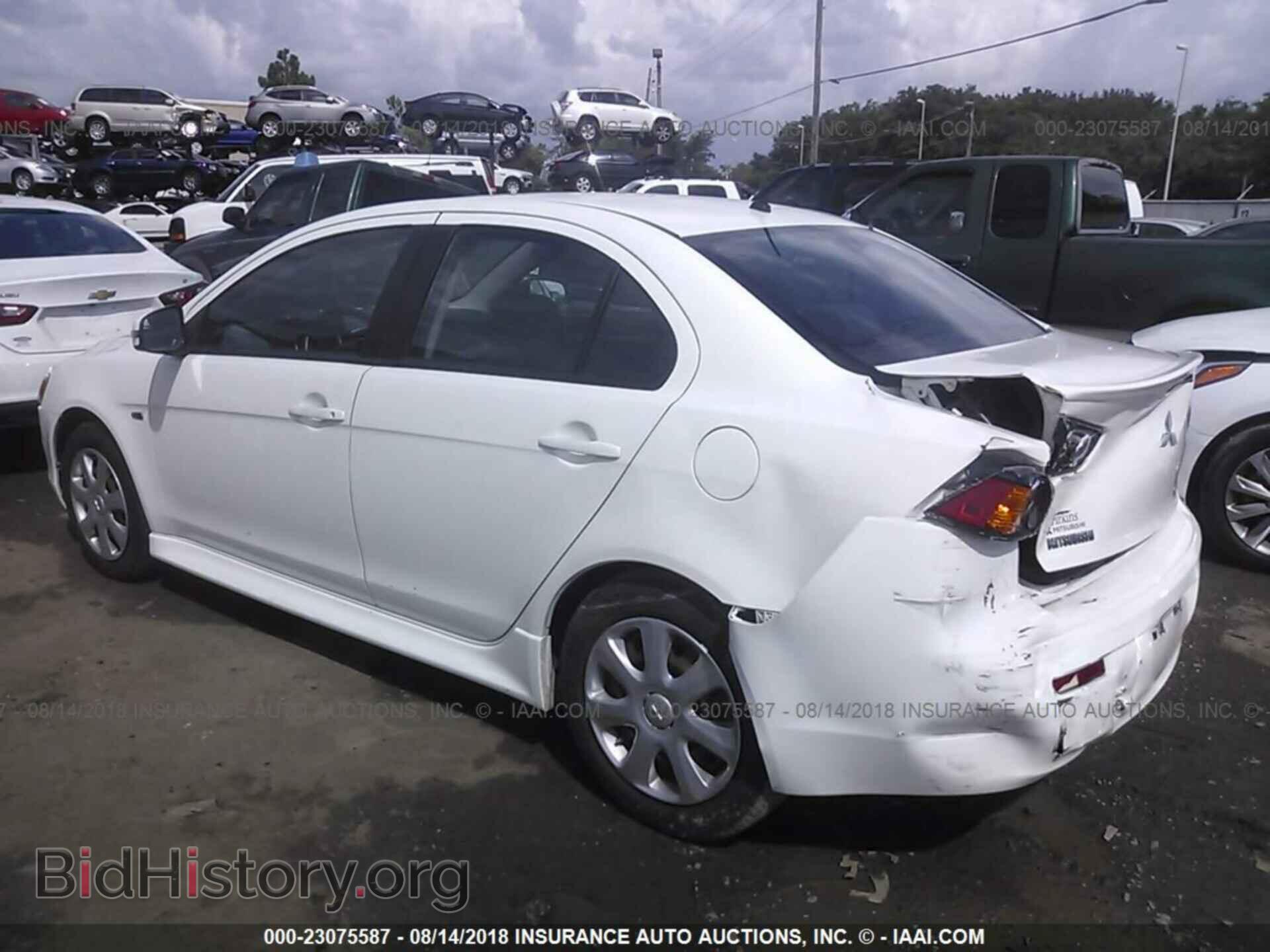 2015 Mitsubishi Lancer - VIN: JA32U2FU0FU014466 - Фото 3