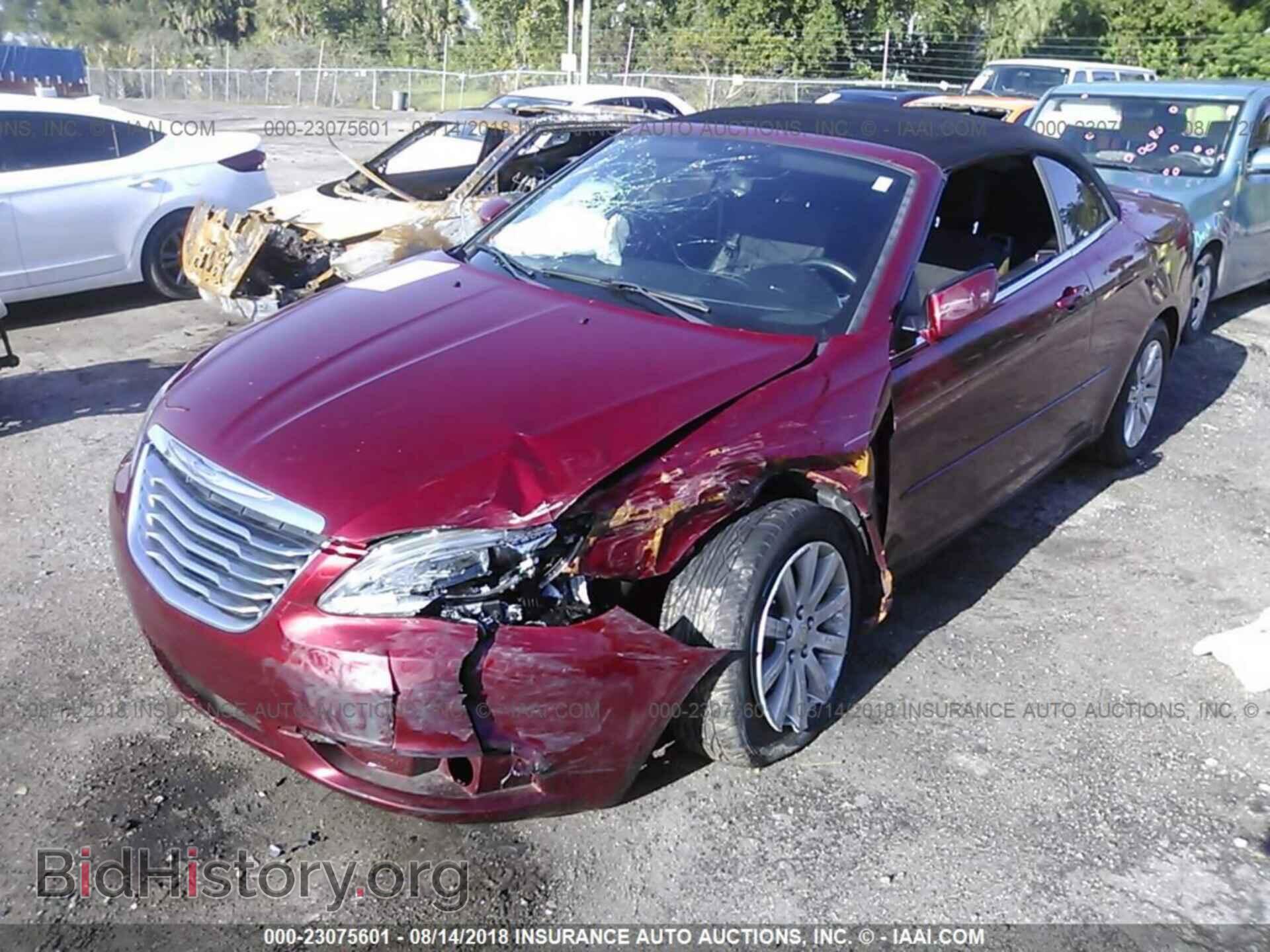 2012 Chrysler 200 - VIN: 1C3BCBEG5CN248144 - Фото 2