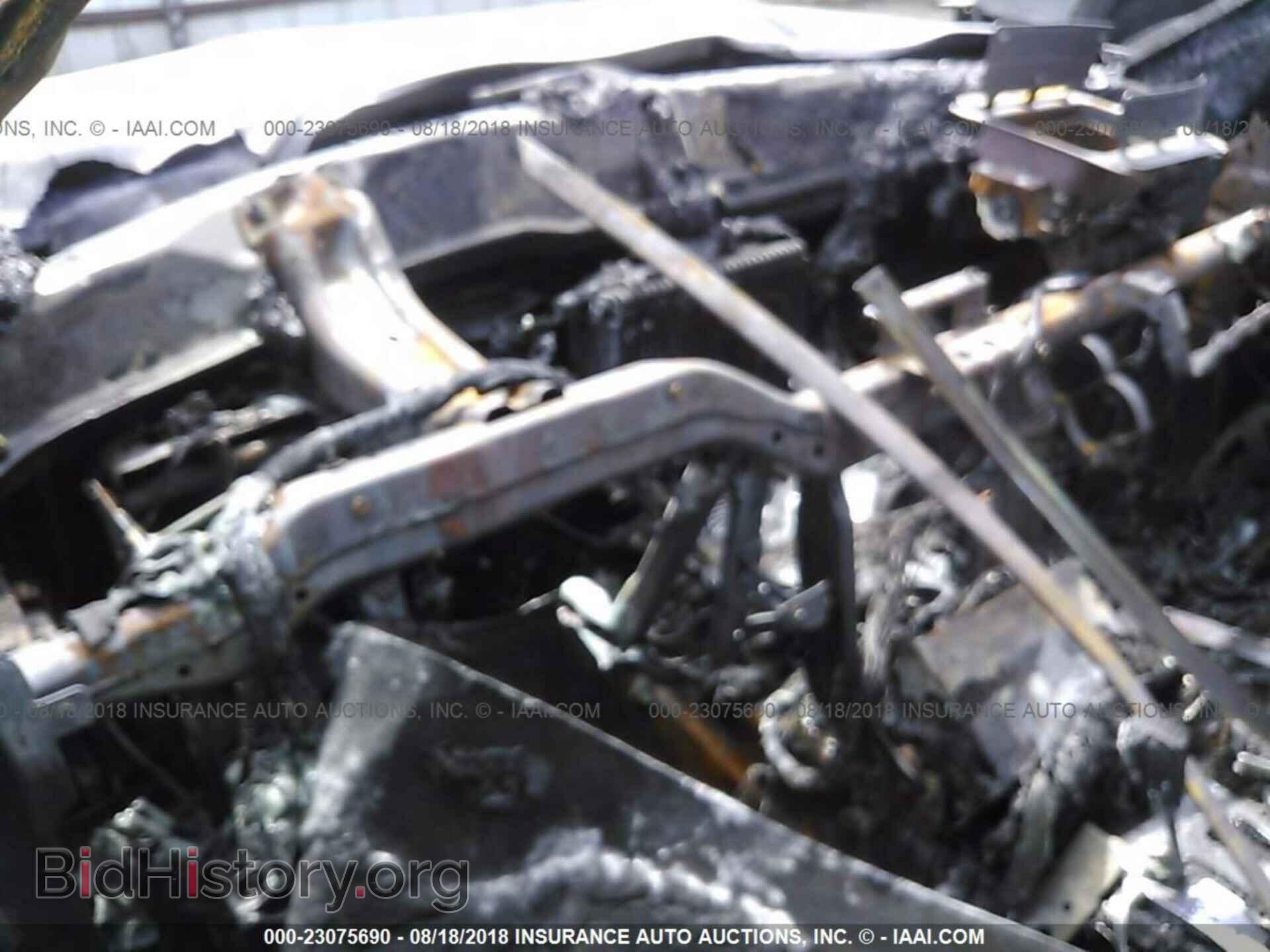 2011 Dodge Charger - VIN: 2B3CL3CG0BH584754 - Фото 7