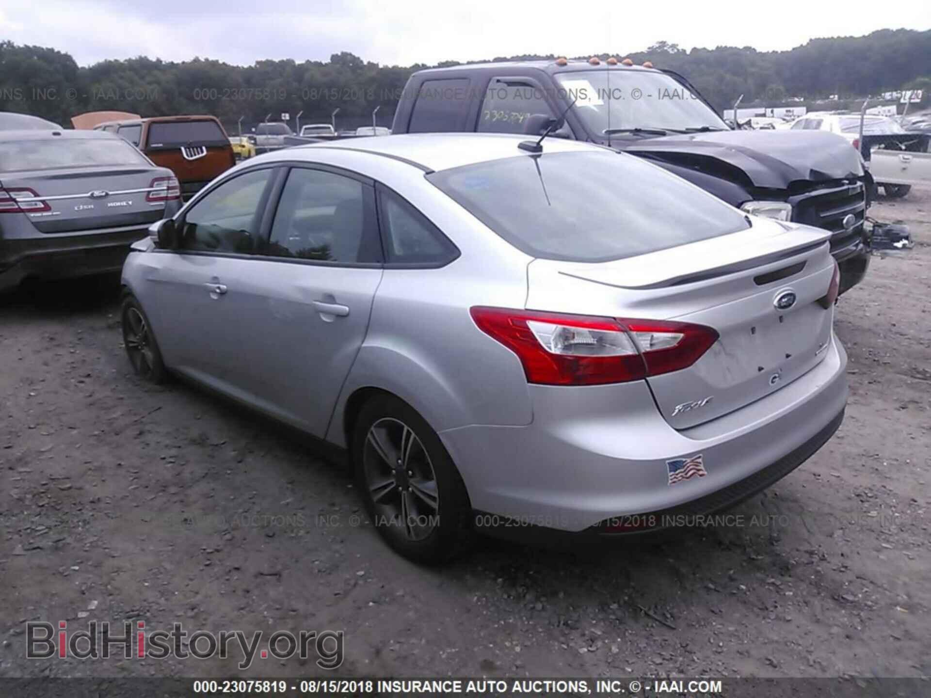 2014 Ford Focus - VIN: 1FADP3F20EL388348 - Photo 3