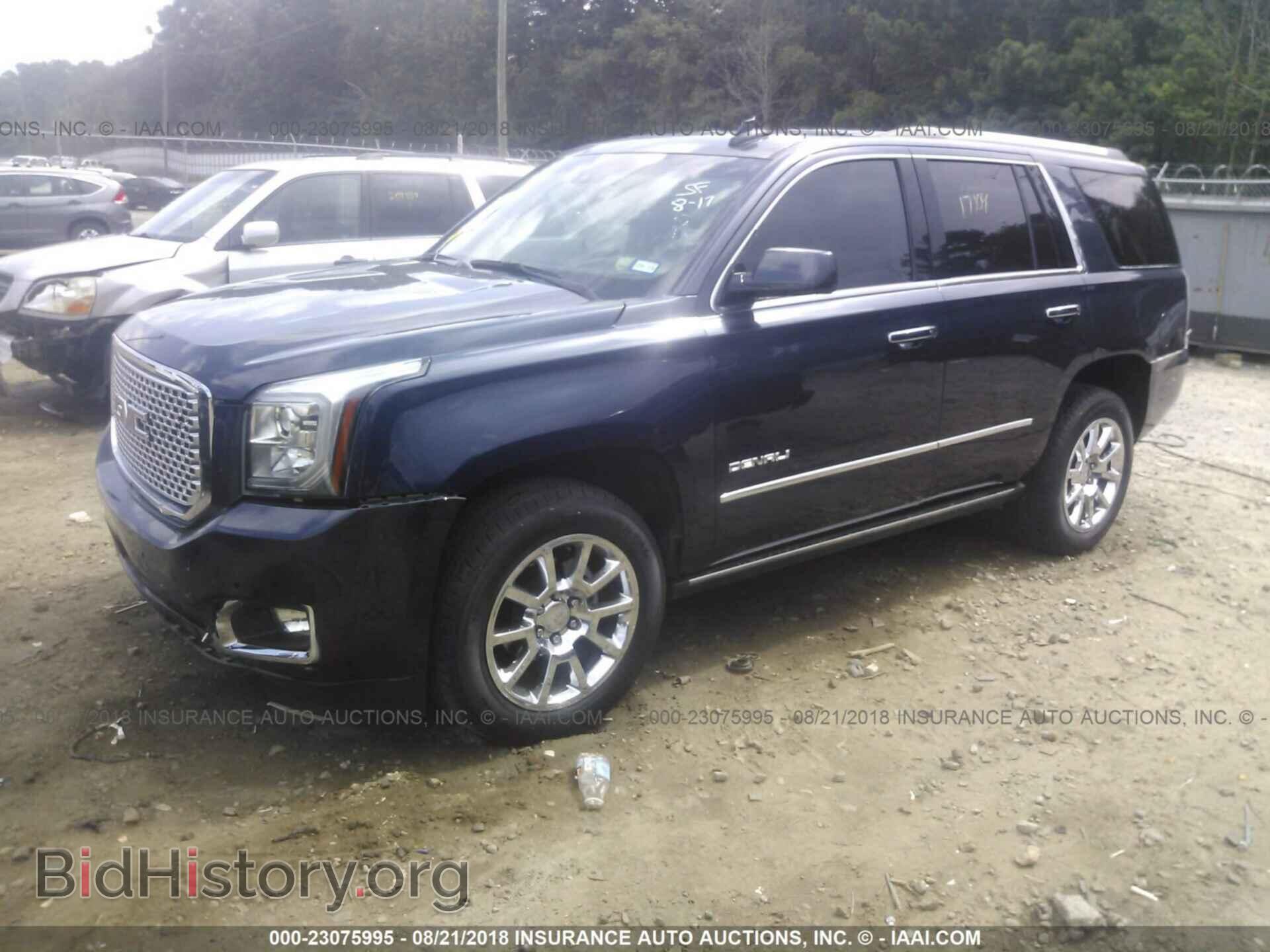2017 Gmc Yukon - VIN: 1GKS1CKJ7HR393312 - Фото 2
