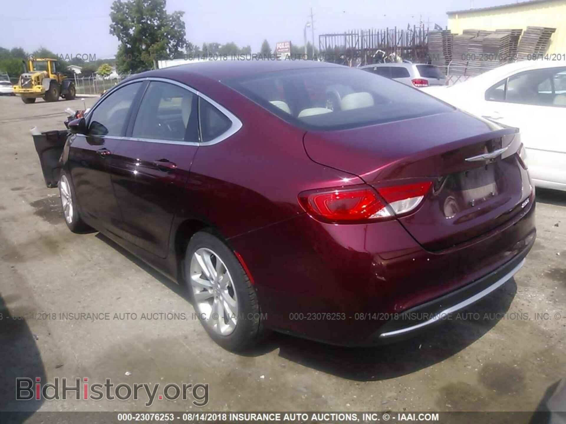 2015 Chrysler 200 - VIN: 1C3CCCAB0FN618442 - Photo 3