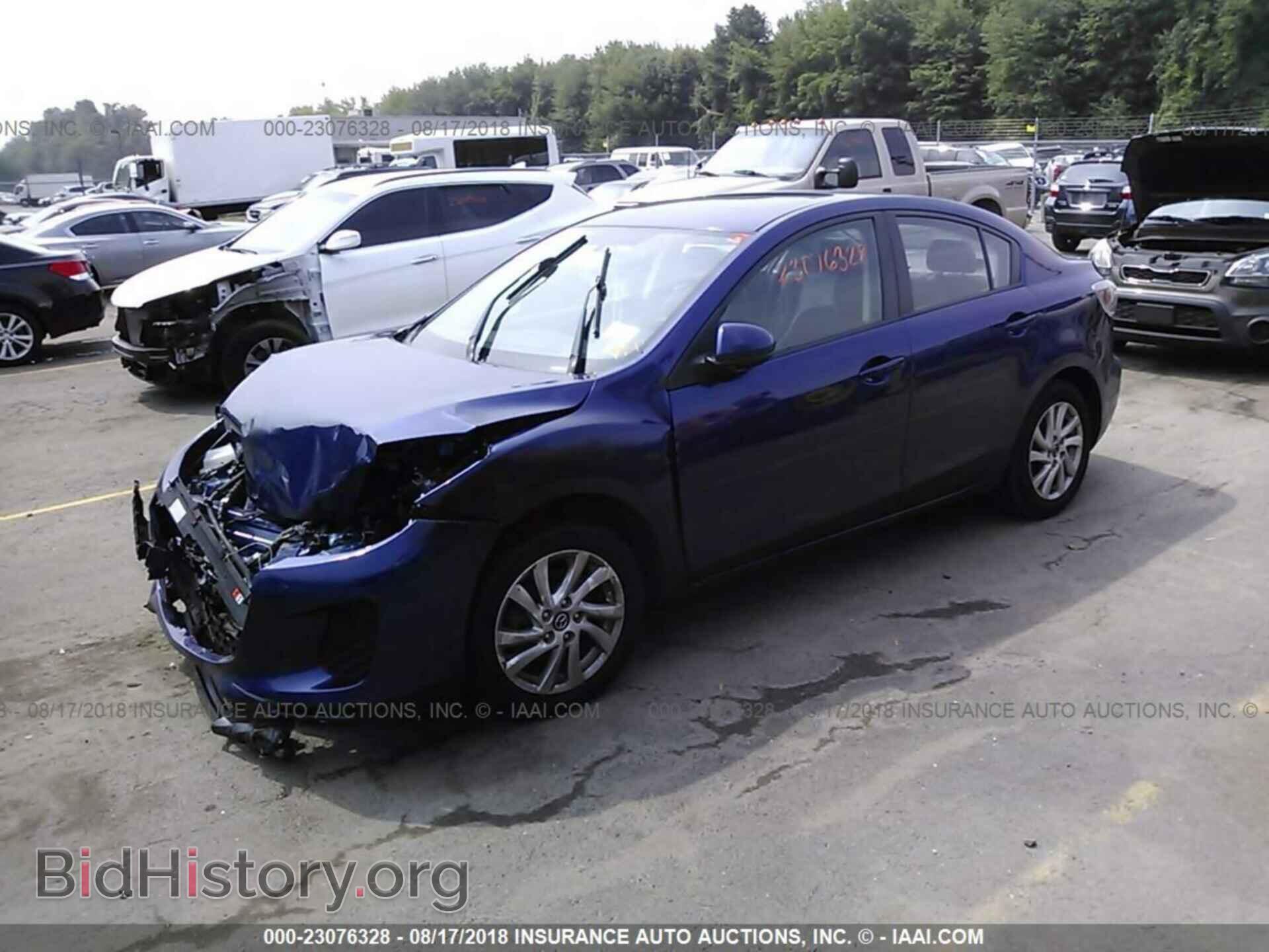 2013 Mazda 3 - VIN: JM1BL1WP5D1745434 - Photo 2