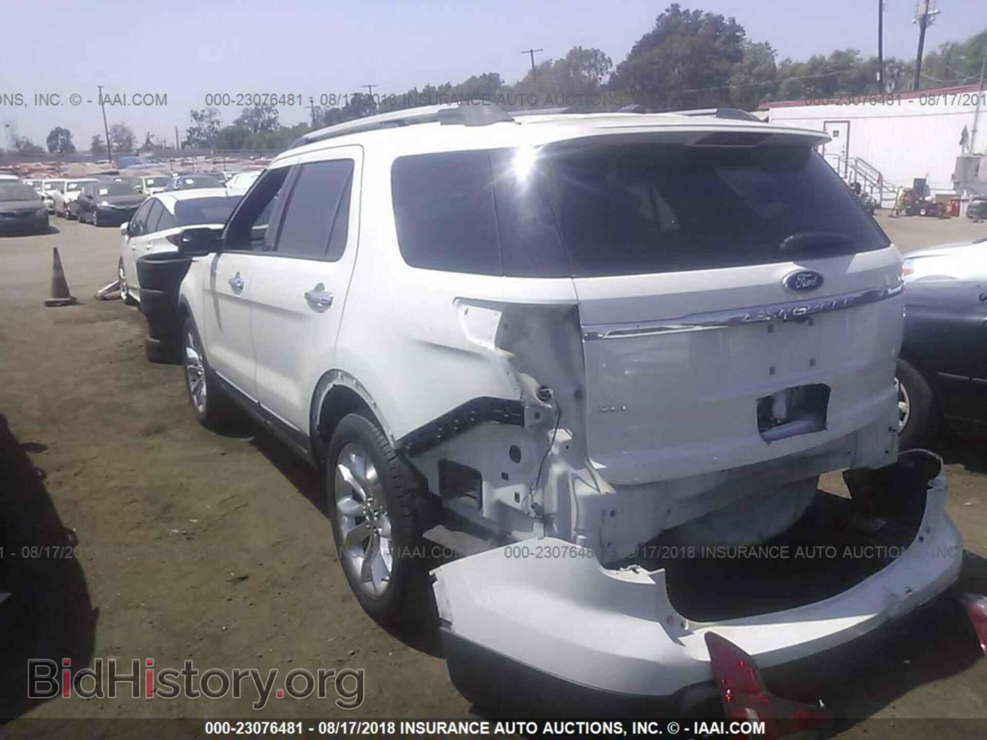 2011 Ford Explorer - VIN: 1FMHK7D89BGA11624 - Фото 3