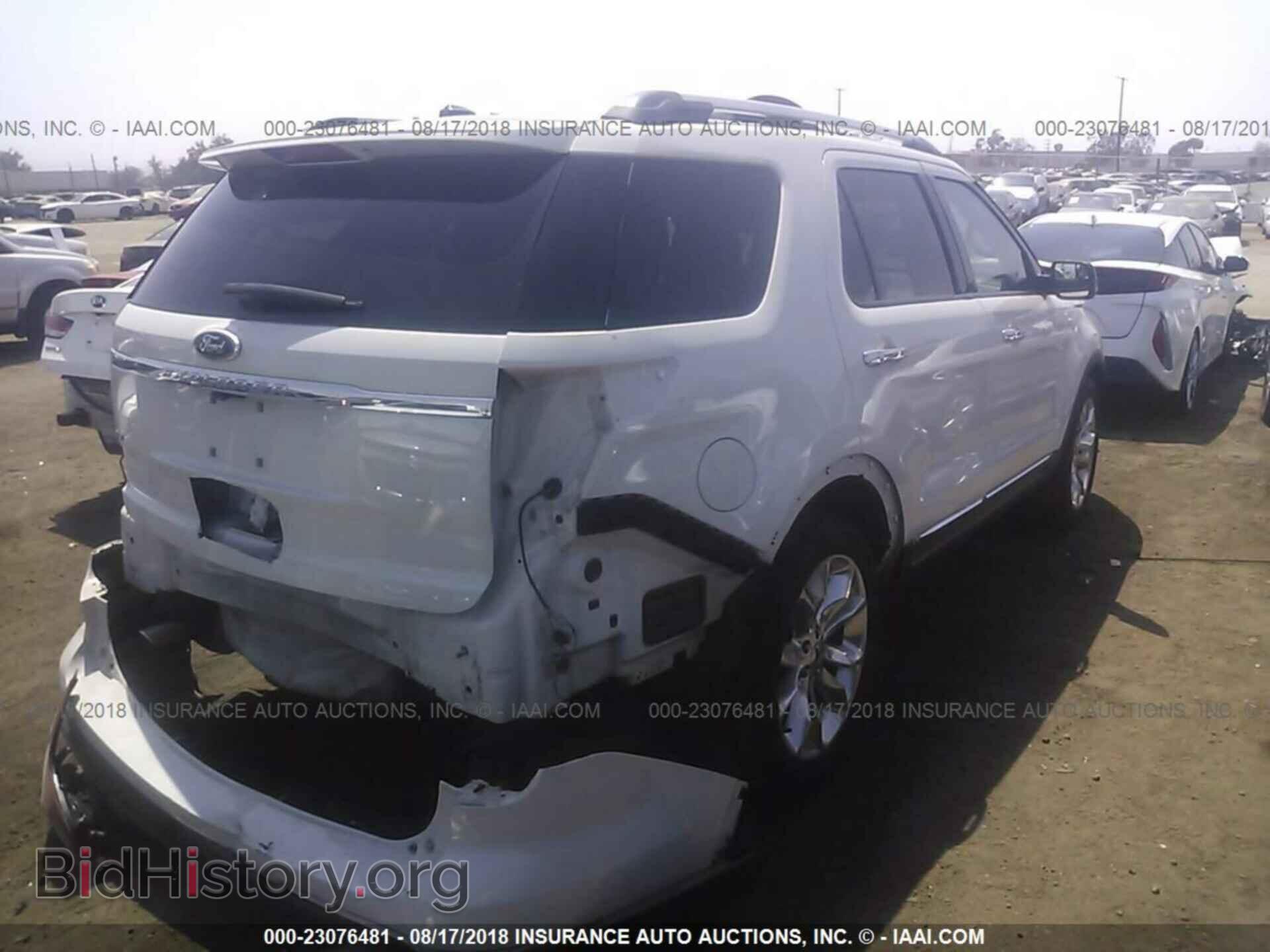 2011 Ford Explorer - VIN: 1FMHK7D89BGA11624 - Фото 4