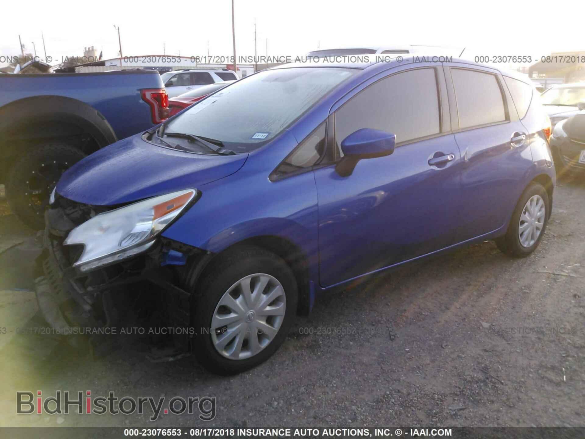 2015 Nissan Versa note - VIN: 3N1CE2CP1FL353655 - Фото 2