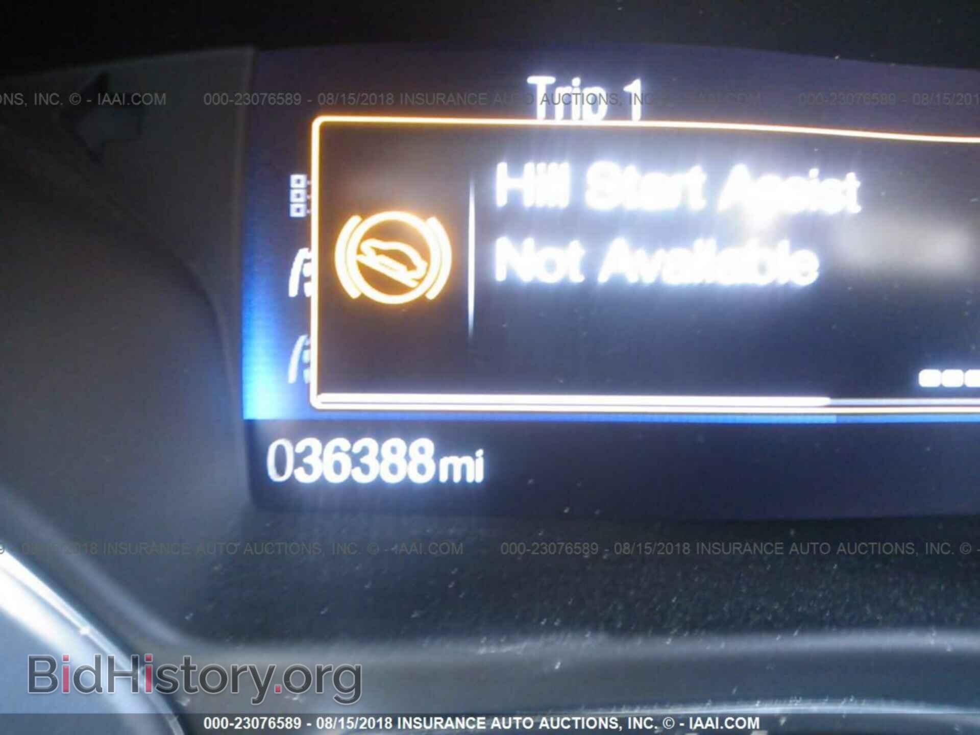 2016 Ford Focus - VIN: 1FADP3E21GL209027 - Photo 7