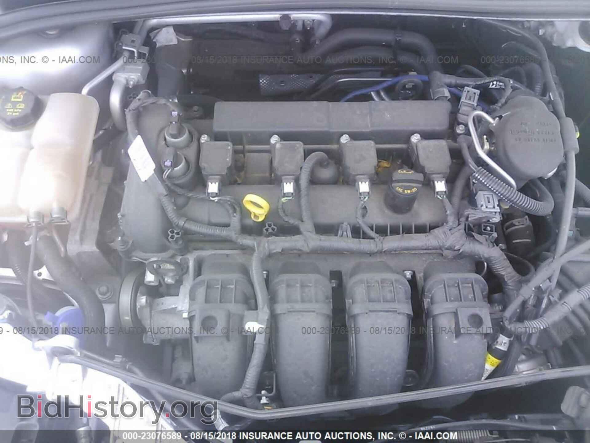 2016 Ford Focus - VIN: 1FADP3E21GL209027 - Photo 10