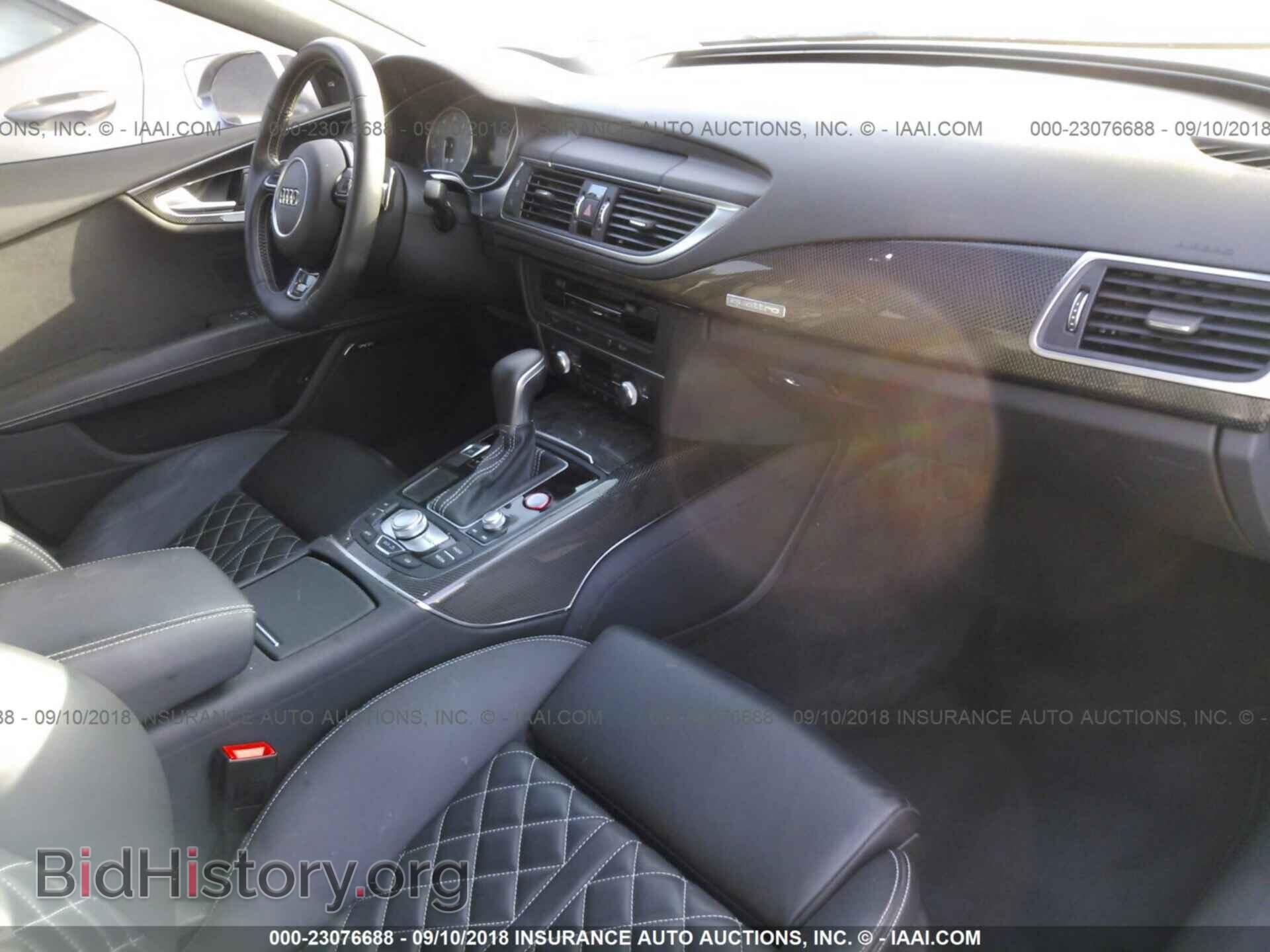 2016 Audi S7 - VIN: WAUW2AFC2GN171175 - Фото 5