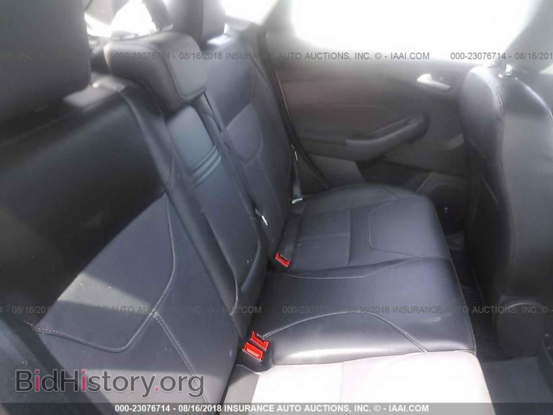 2015 Ford Focus - VIN: 1FADP3J21FL200753 - Photo 8