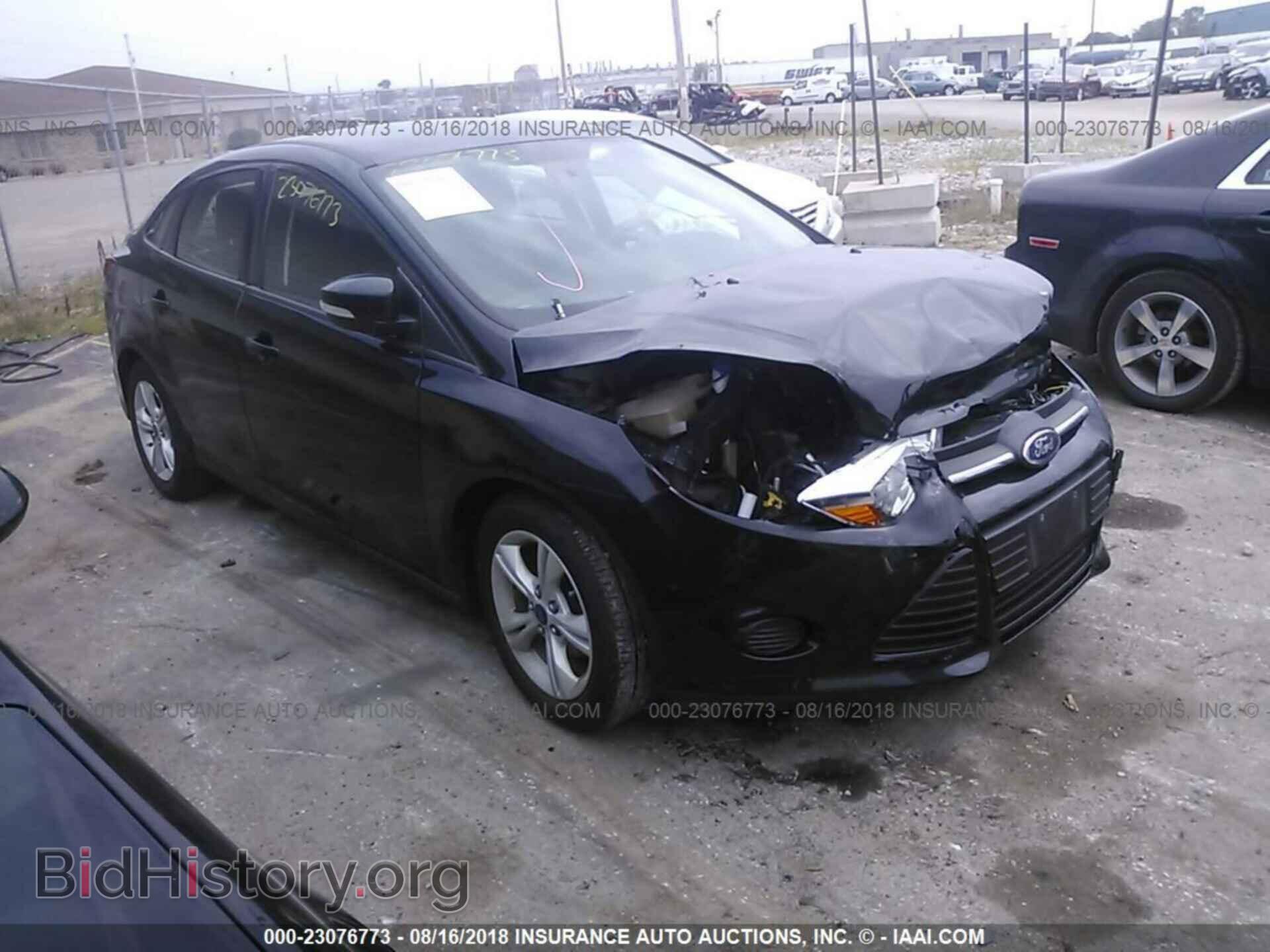 Photo 1FADP3F28EL427784 - Ford Focus 2014
