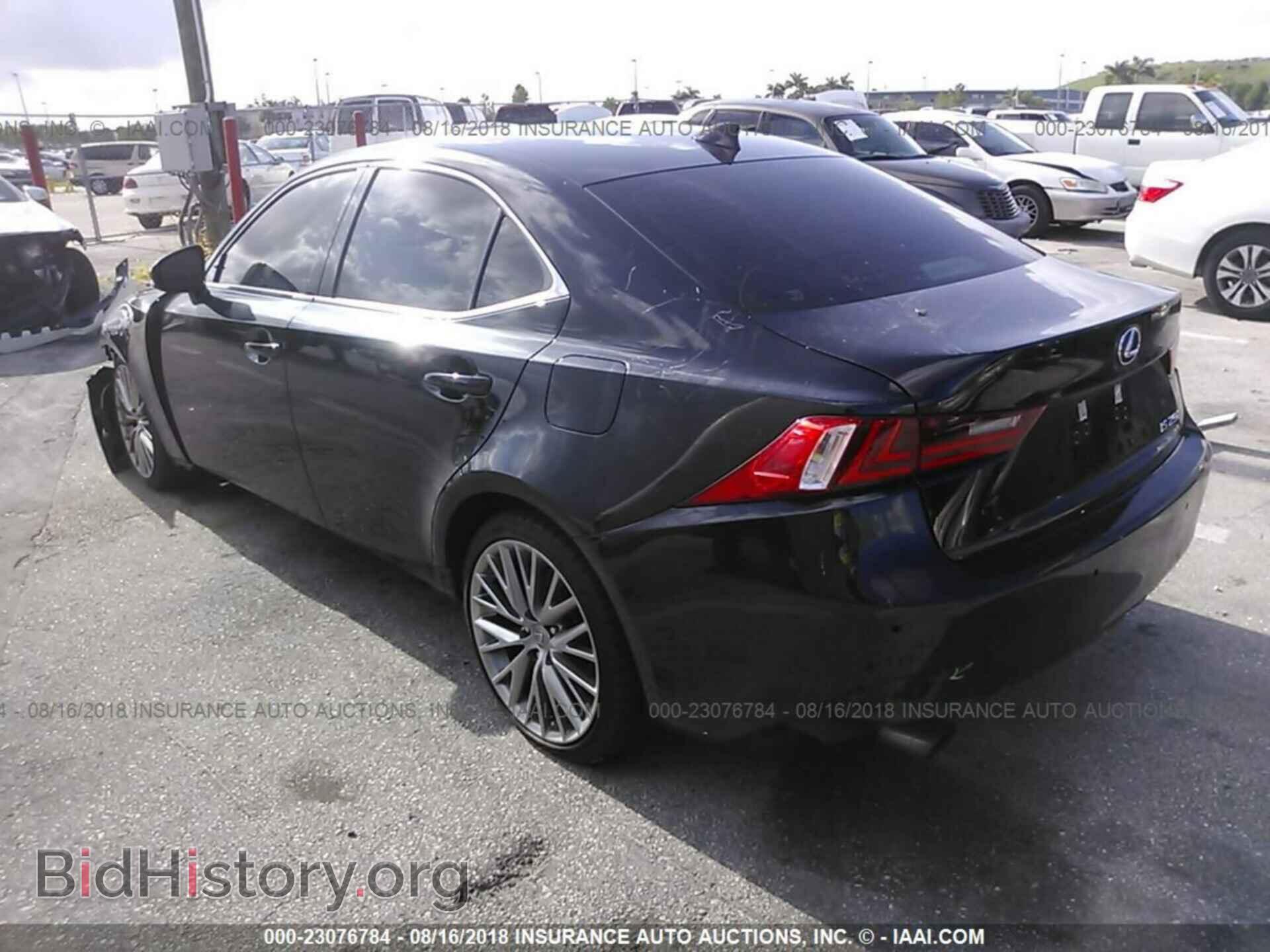 2014 Lexus Is - VIN: JTHBF1D20E5022565 - Photo 3