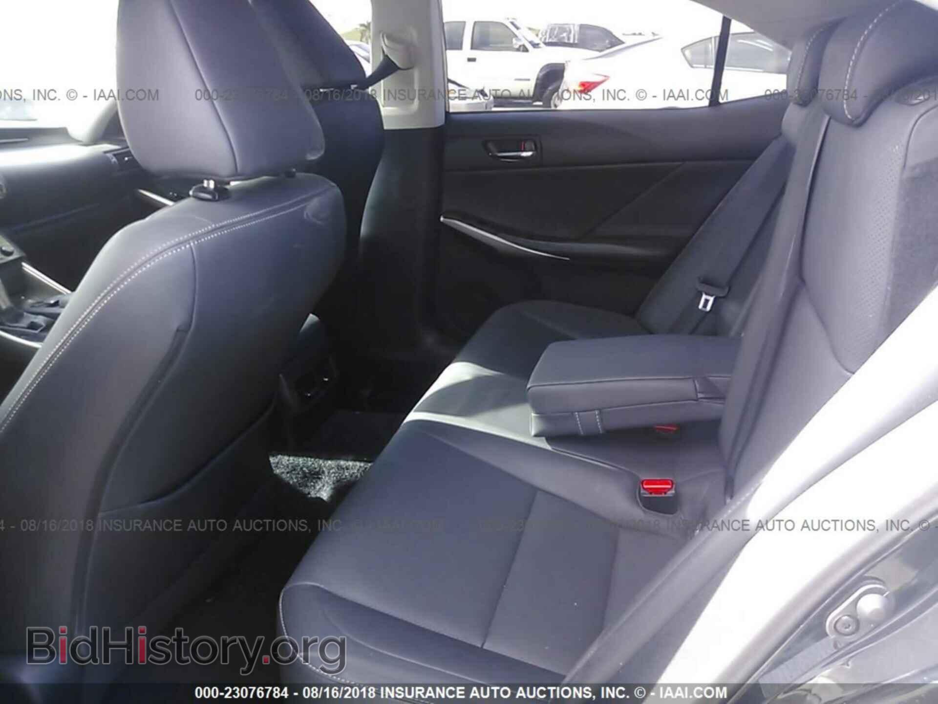2014 Lexus Is - VIN: JTHBF1D20E5022565 - Photo 8