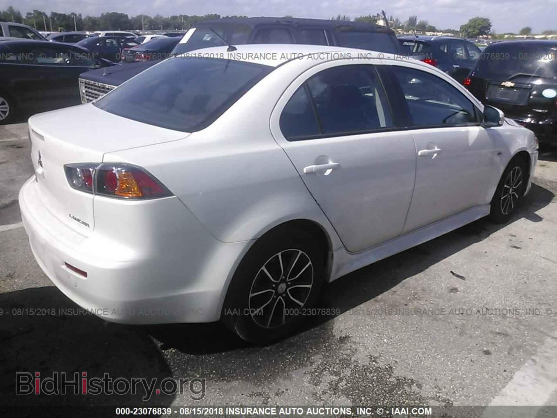2017 Mitsubishi Lancer - VIN: JA32U2FU3HU003903 - Фото 4