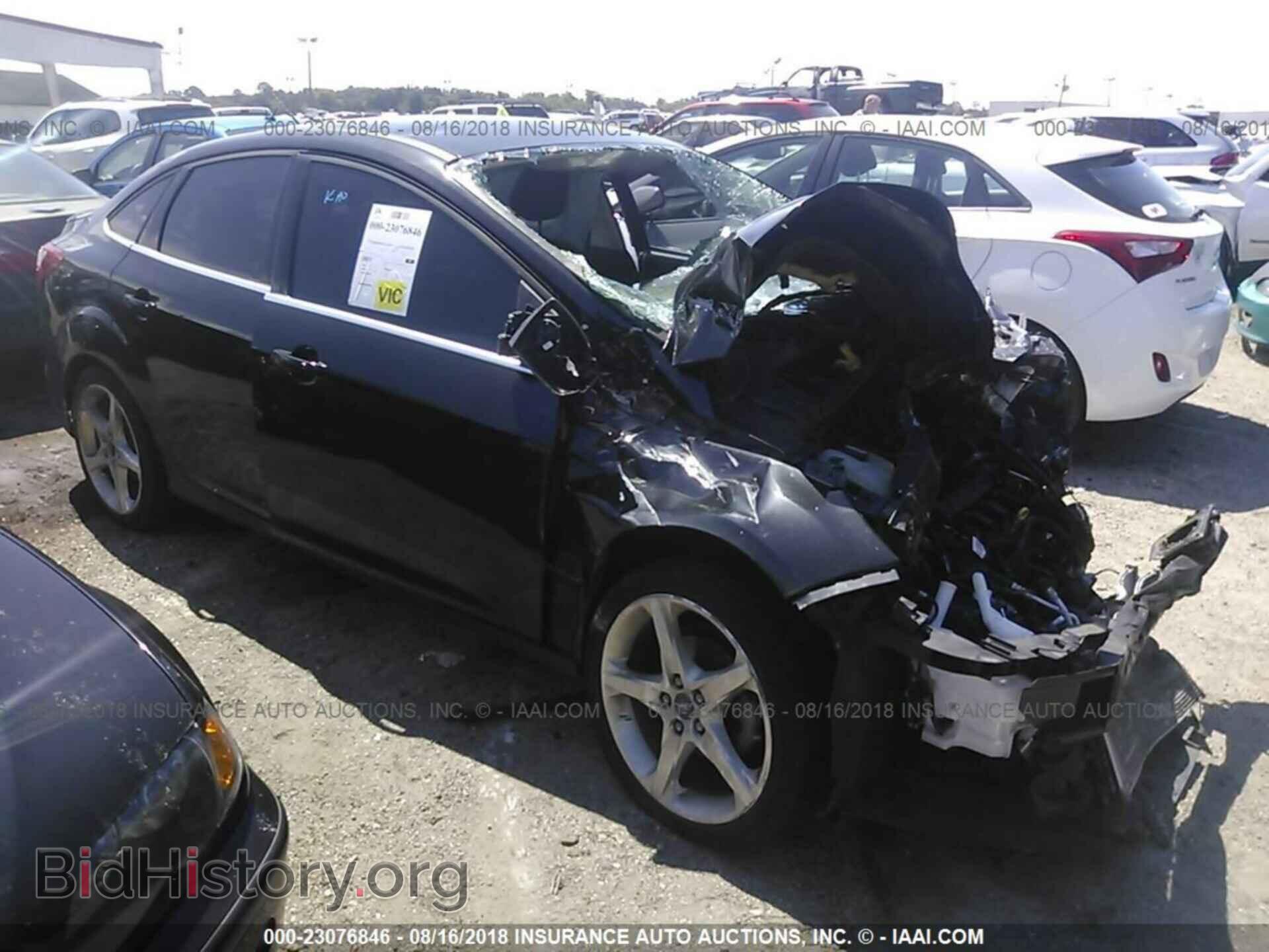 Photo 1FAHP3J29CL368296 - Ford Focus 2012