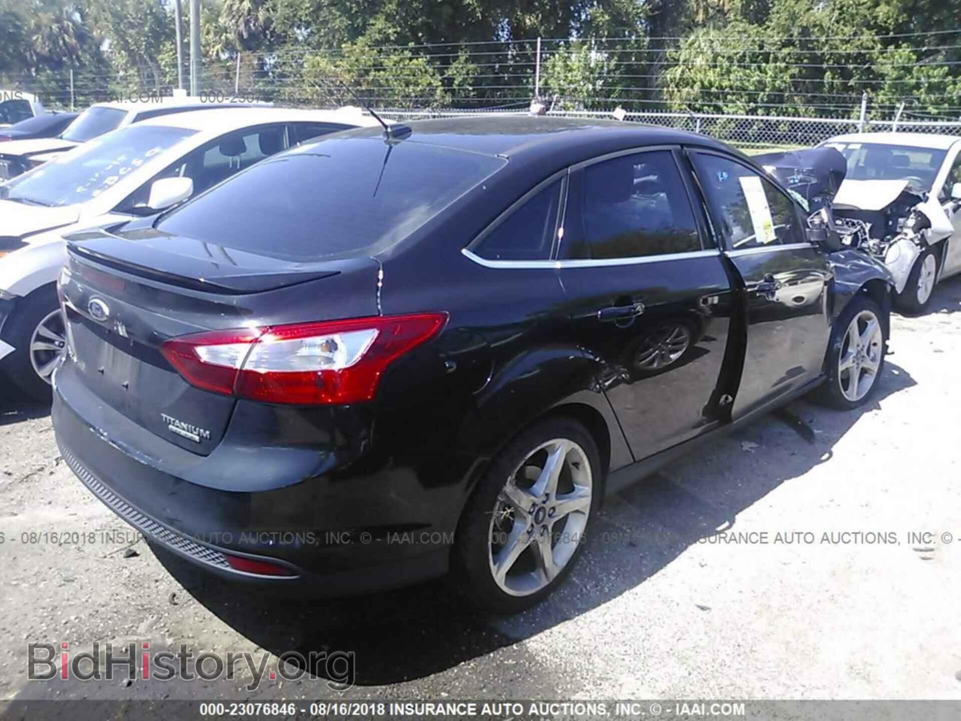2012 Ford Focus - VIN: 1FAHP3J29CL368296 - Фото 4