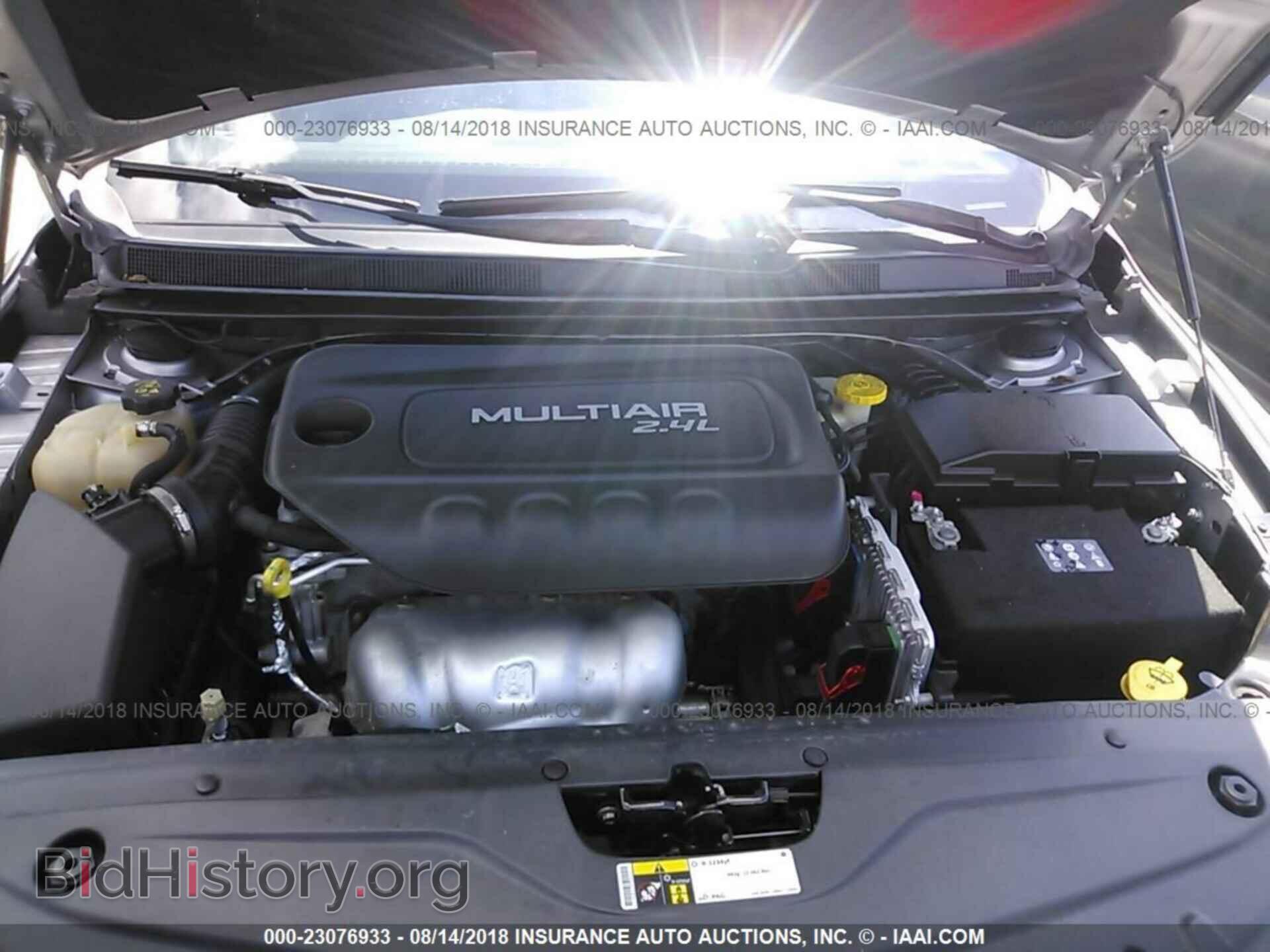2015 Chrysler 200 - VIN: 1C3CCCBB7FN726071 - Photo 10