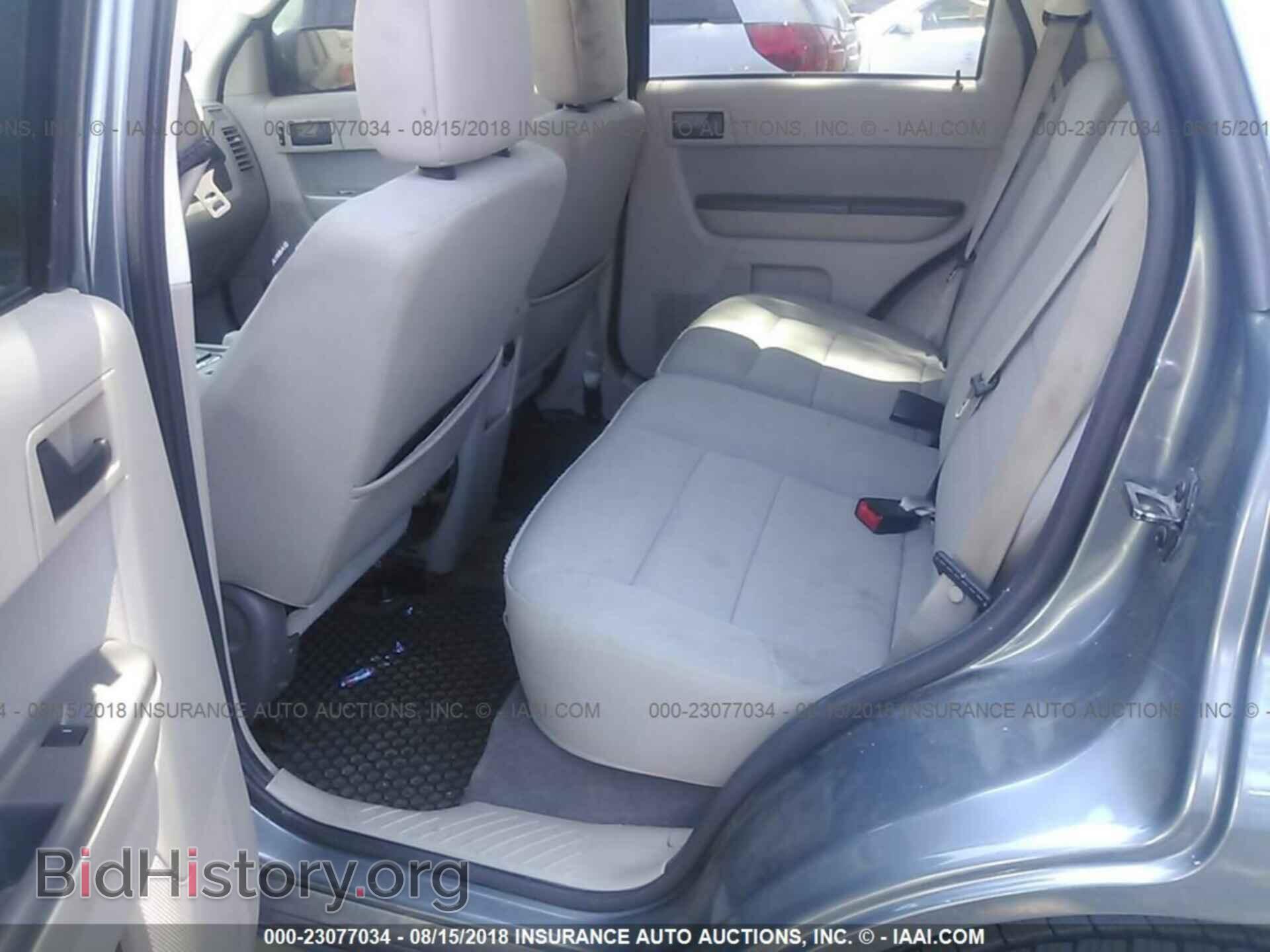 2012 Ford Escape - VIN: 1FMCU0D74CKC45526 - Фото 8