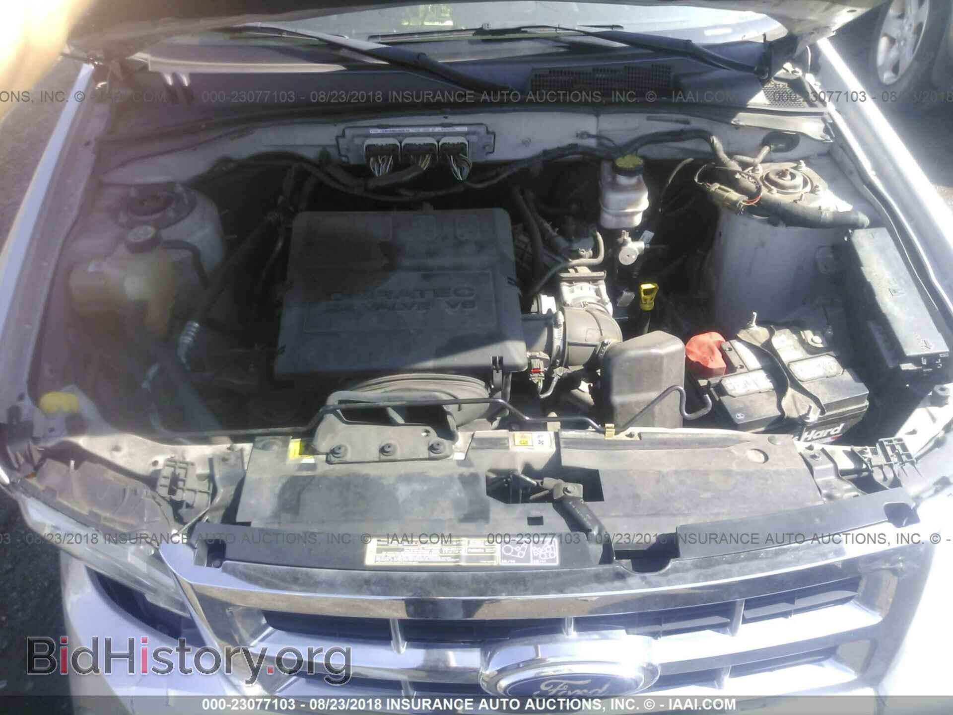 2011 Ford Escape - VIN: 1FMCU0EG7BKA19896 - Фото 10