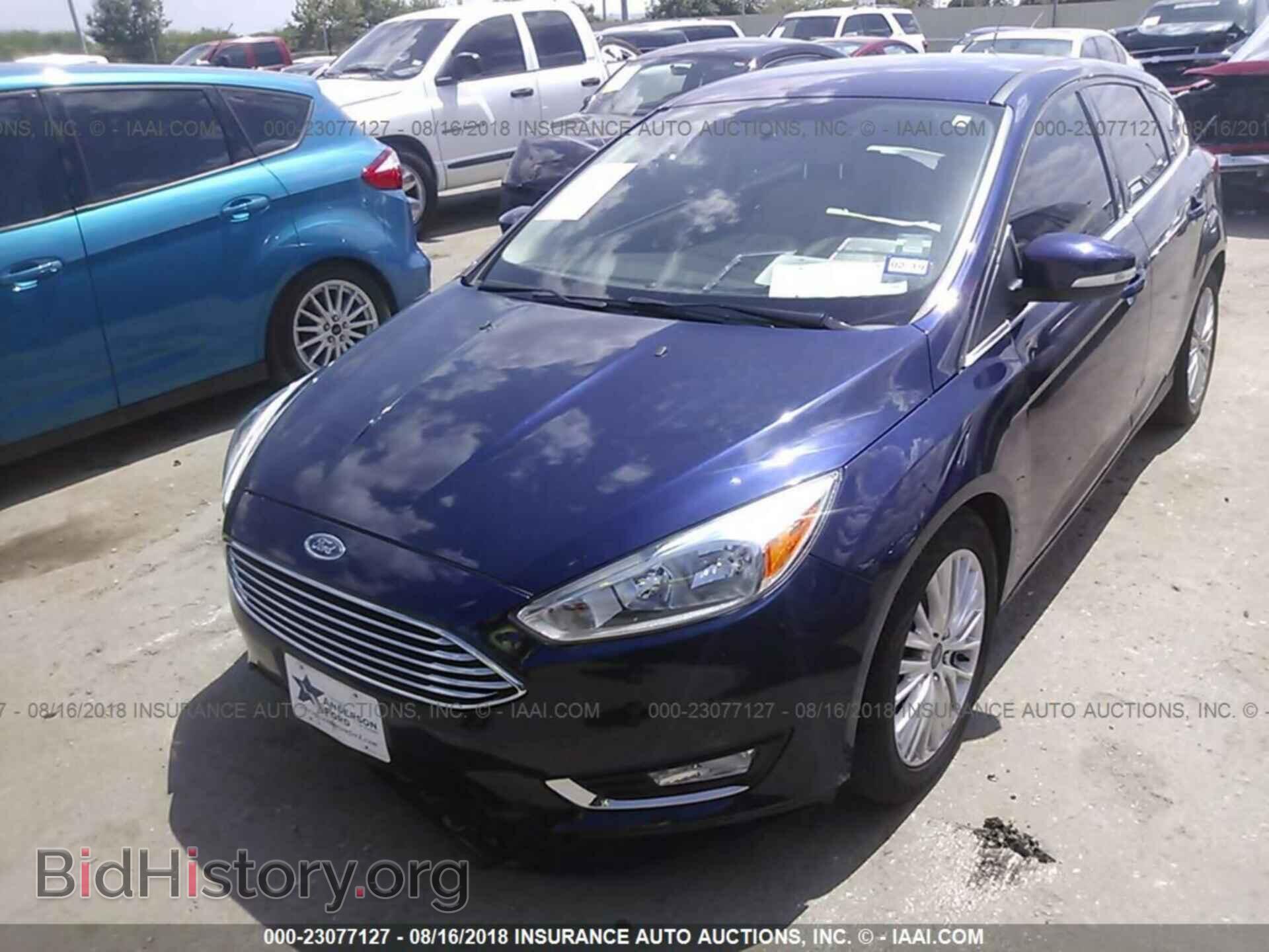 2016 Ford Focus - VIN: 1FADP3N21GL255859 - Фото 2