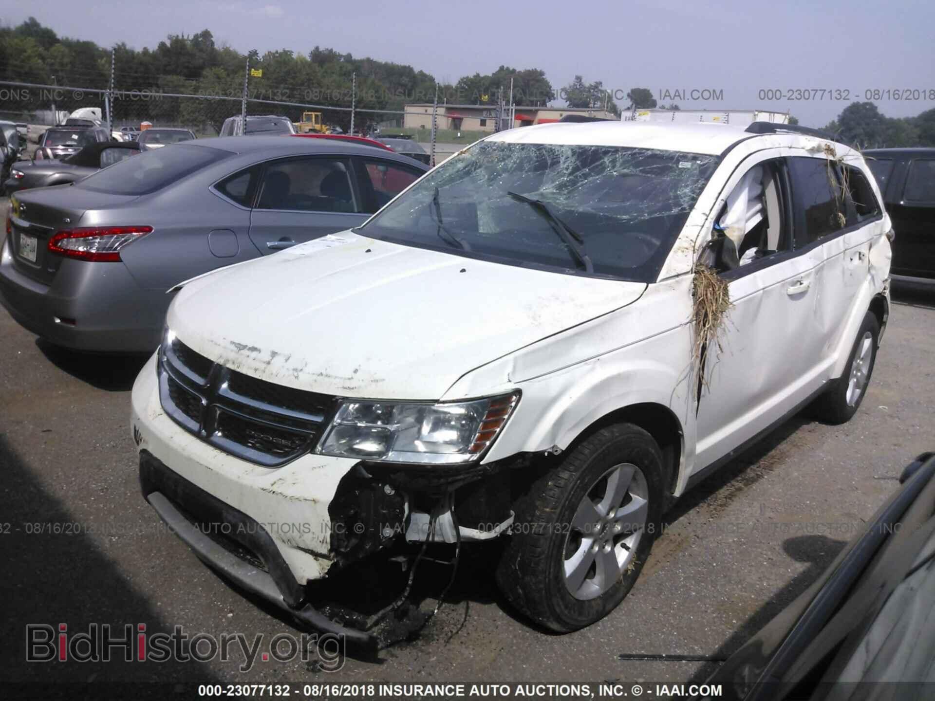 2011 Dodge Journey - VIN: 3D4PG1FG3BT547616 - Фото 2