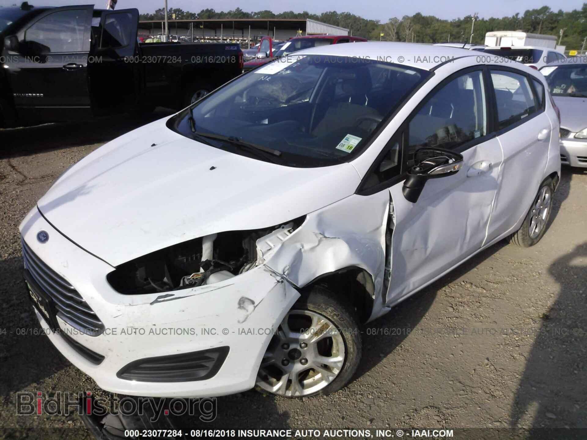 2016 Ford Fiesta - VIN: 3FADP4EJ5GM112490 - Фото 2