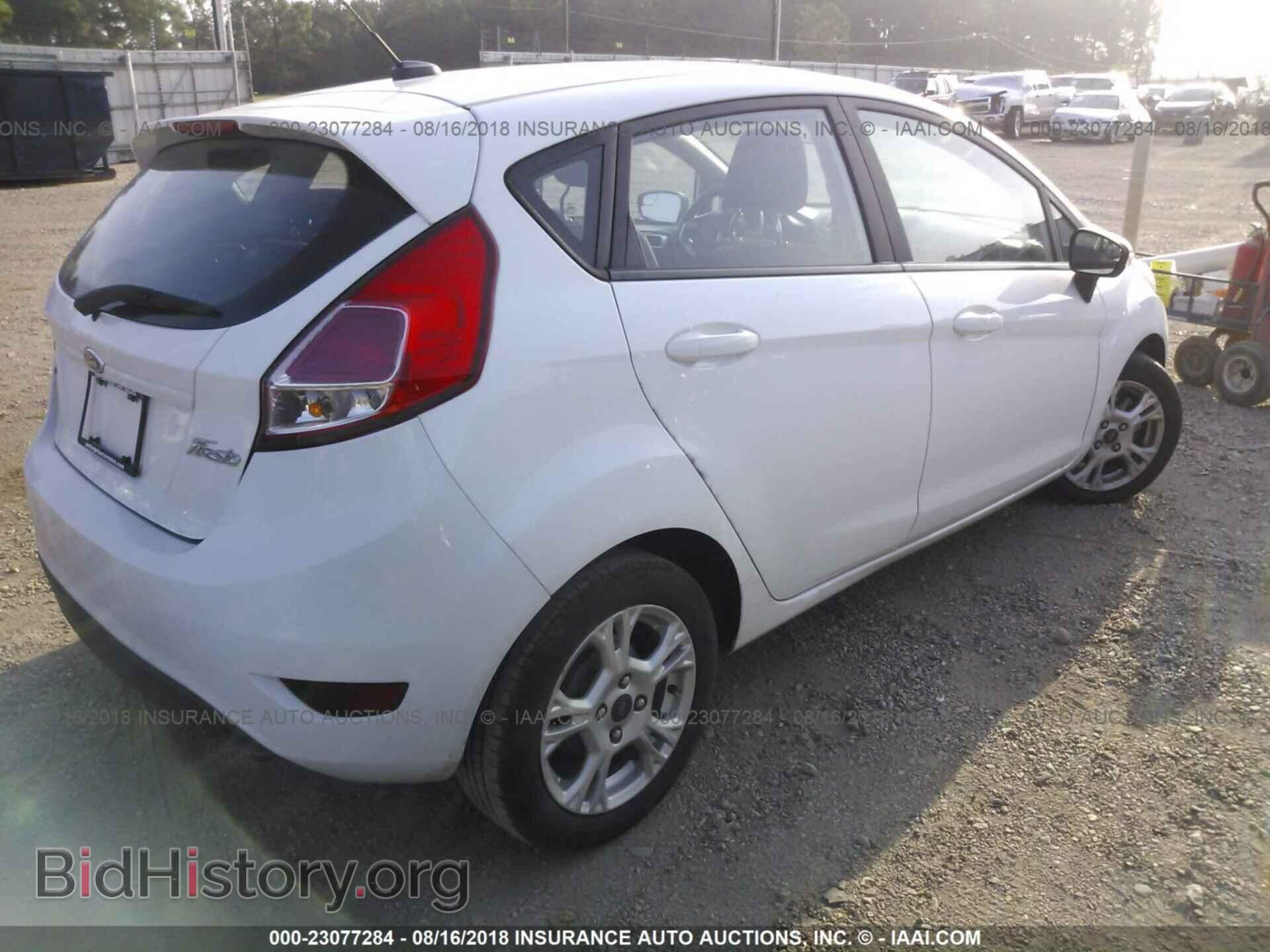 2016 Ford Fiesta - VIN: 3FADP4EJ5GM112490 - Фото 4