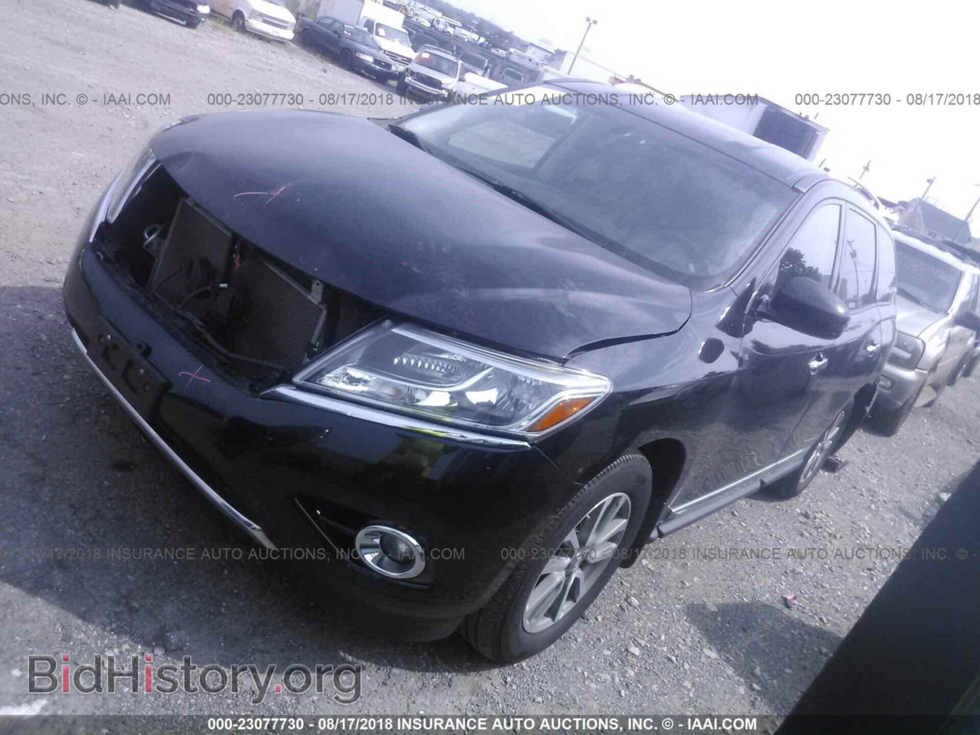 2014 Nissan Pathfinder - VIN: 5N1AR2MM4EC608673 - Фото 2