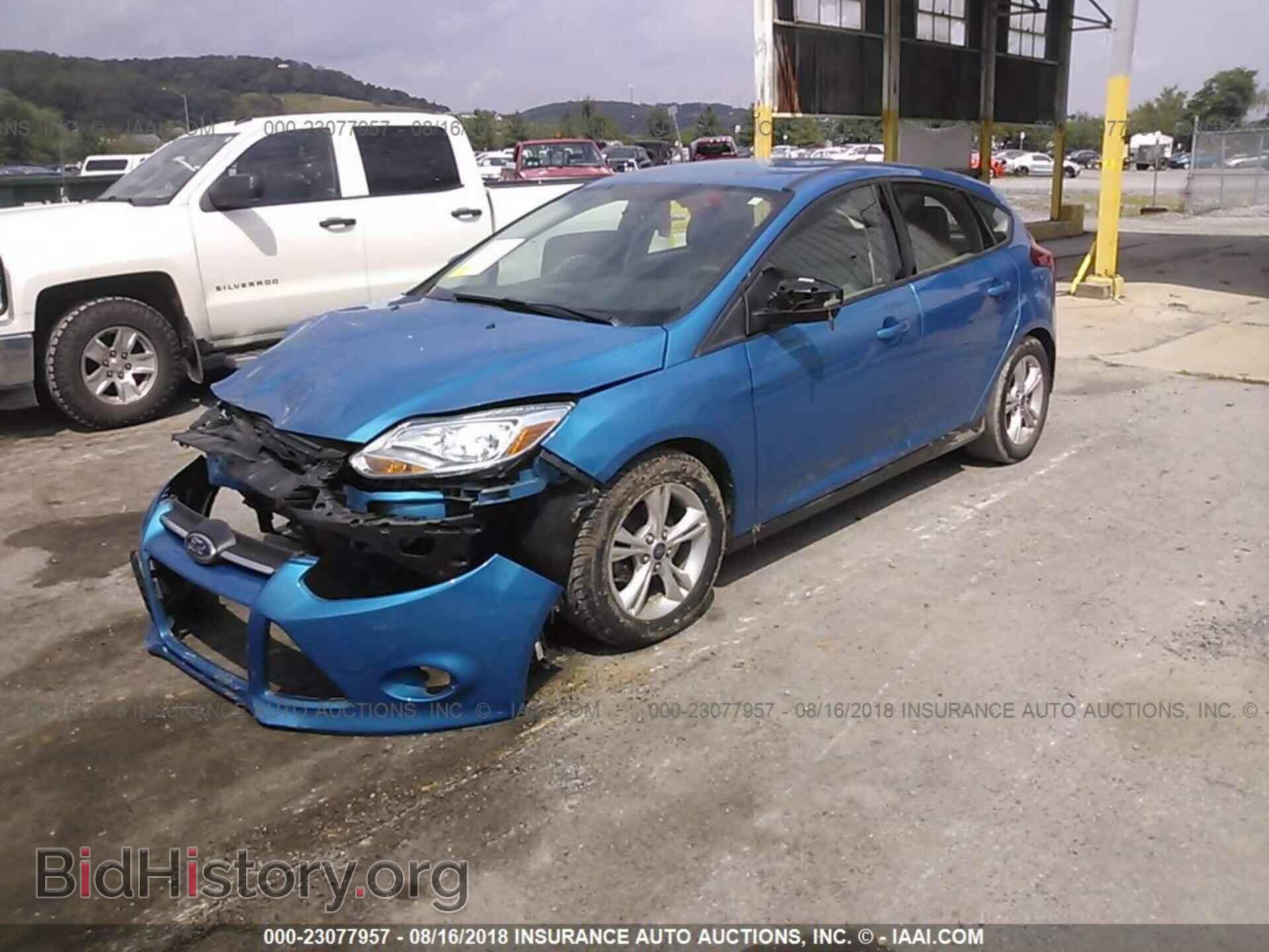 2014 Ford Focus - VIN: 1FADP3K21EL150739 - Фото 2