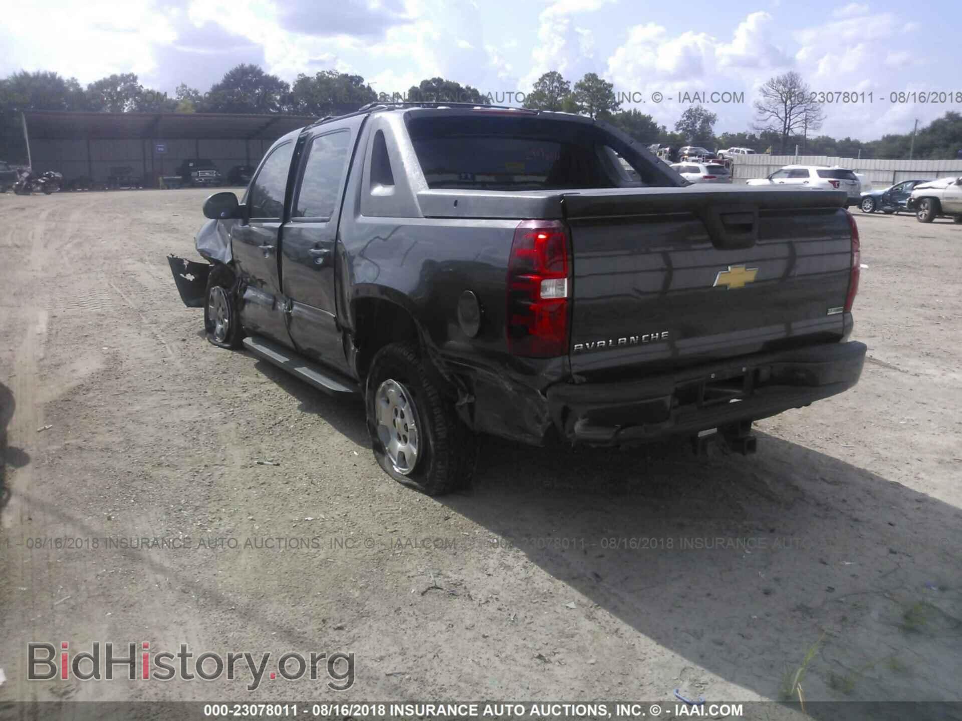2011 Chevrolet Avalanche - VIN: 3GNMCEE09BG146305 - Фото 3