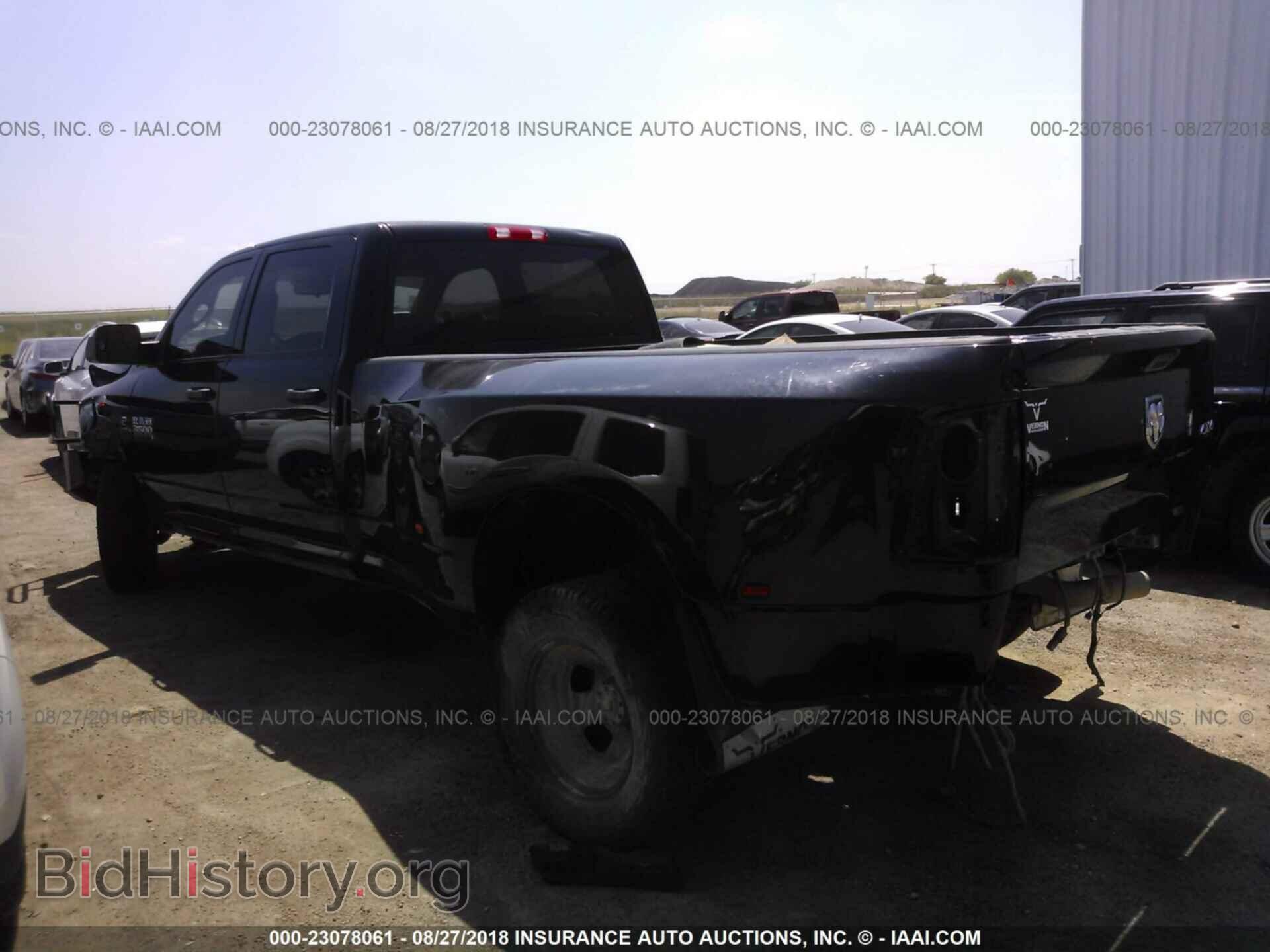 2015 Ram 3500 - VIN: 3C63RRGL7FG590782 - Фото 3