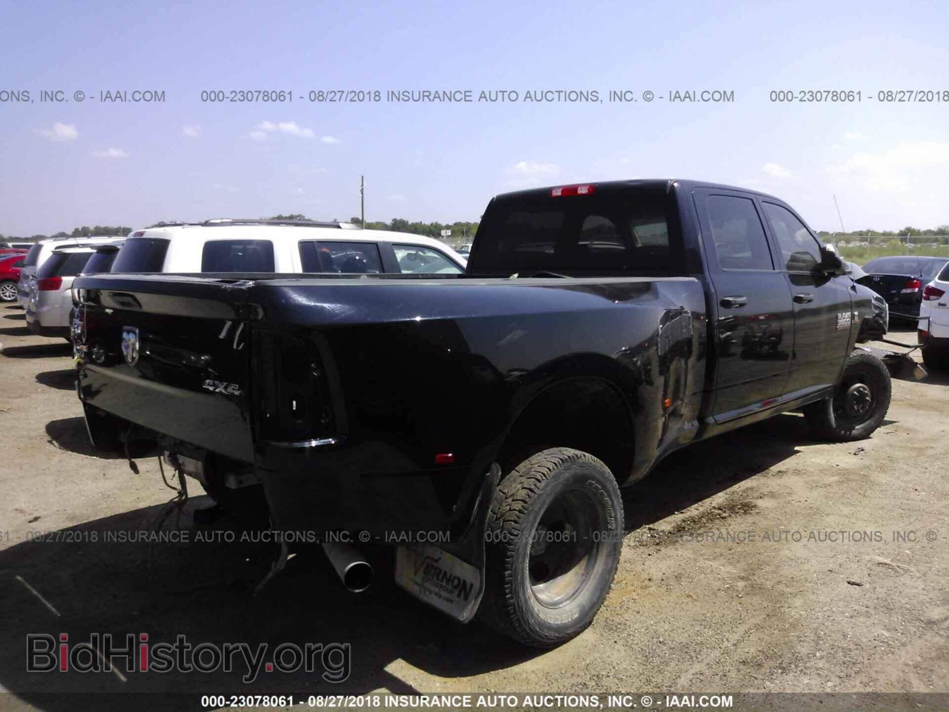 2015 Ram 3500 - VIN: 3C63RRGL7FG590782 - Фото 4