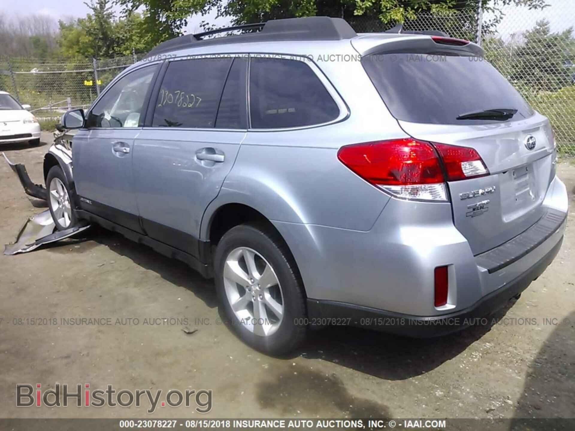 2013 Subaru Outback - VIN: 4S4BRCKC0D3303173 - Photo 3