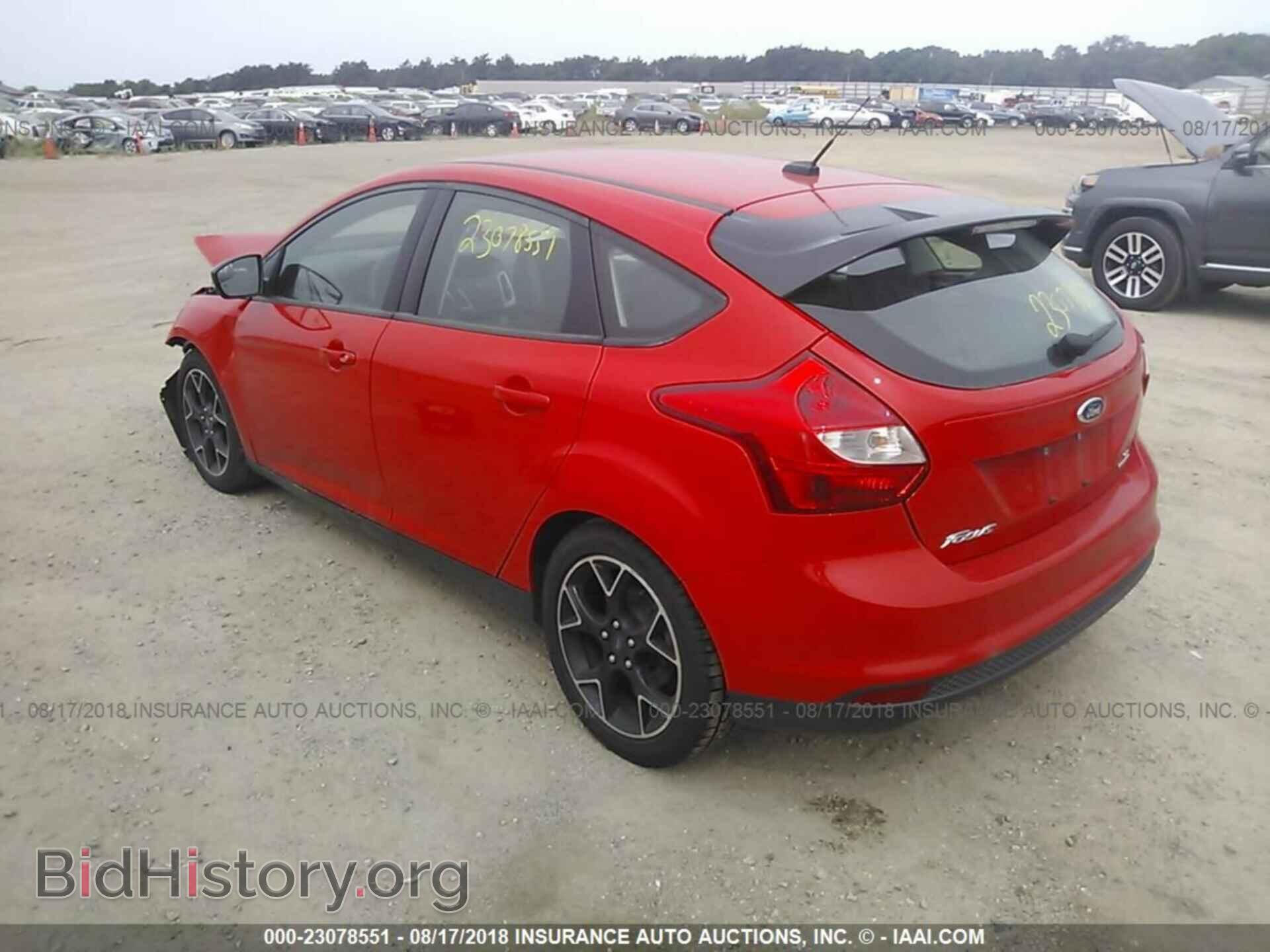 2014 Ford Focus - VIN: 1FADP3K20EL110488 - Photo 3