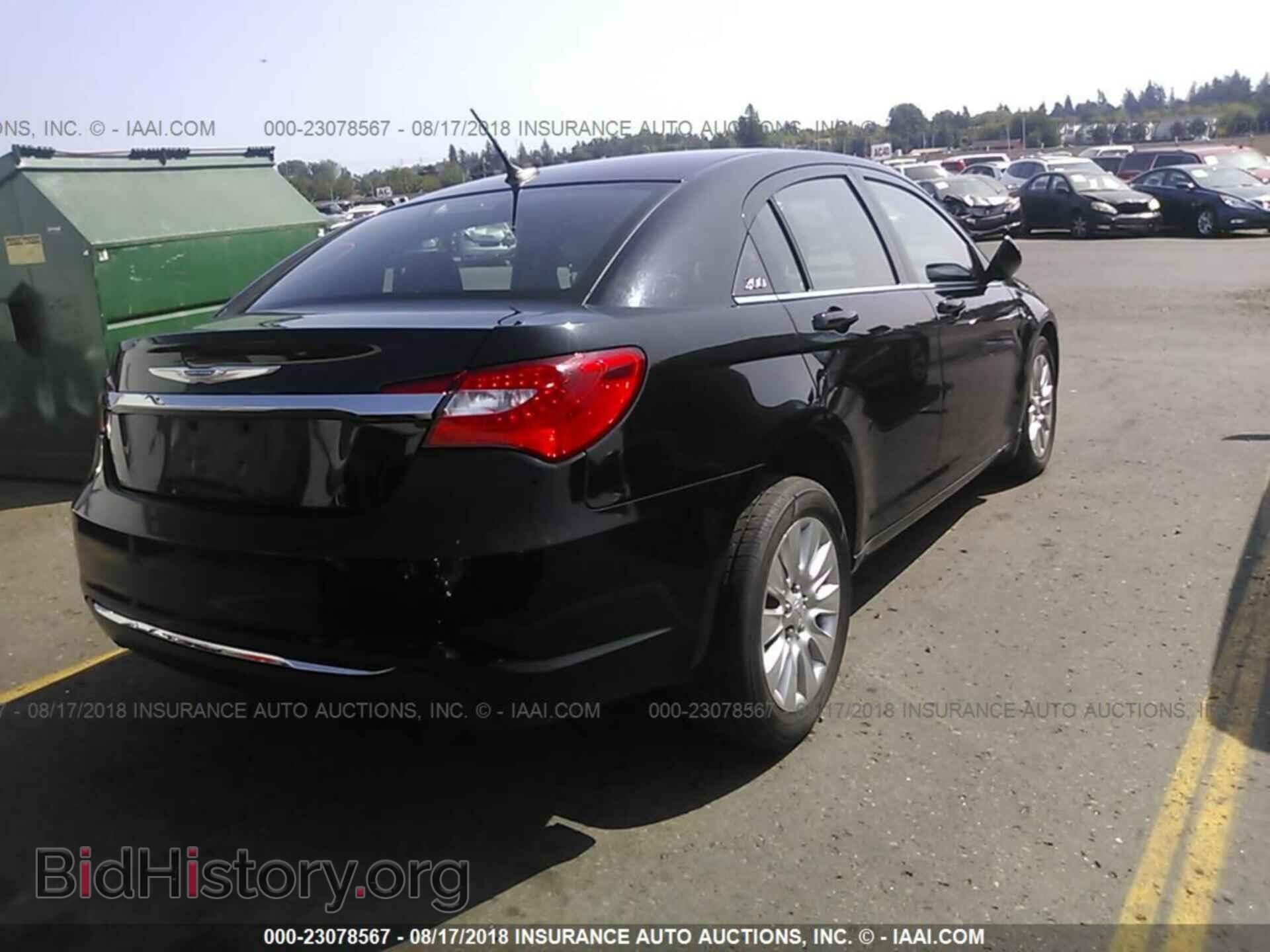 2014 Chrysler 200 - VIN: 1C3CCBAB6EN212769 - Photo 4