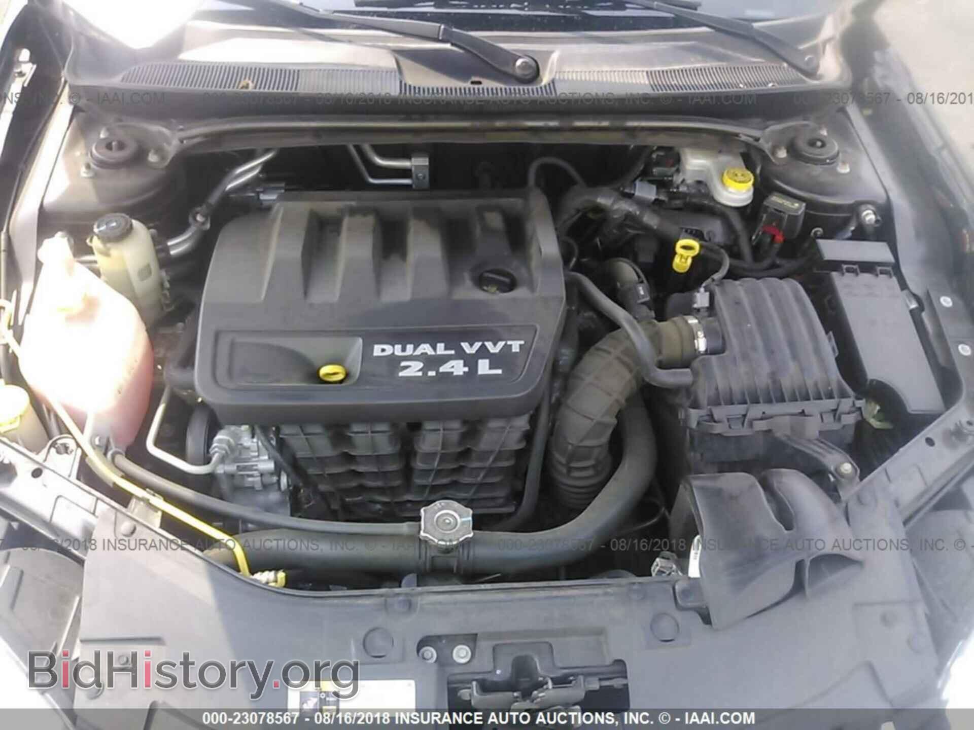 2014 Chrysler 200 - VIN: 1C3CCBAB6EN212769 - Photo 10