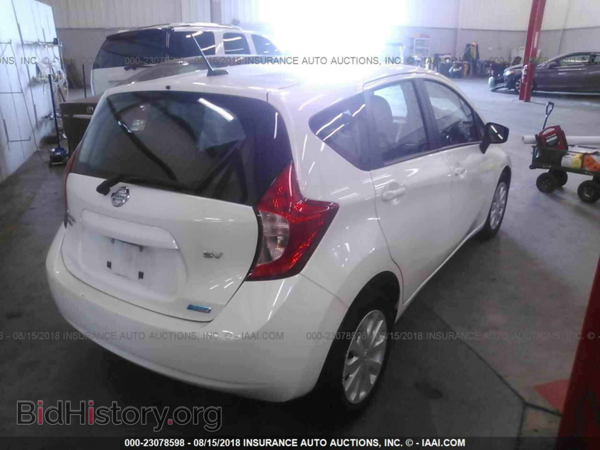 2016 Nissan Versa note - VIN: 3N1CE2CP0GL403141 - Photo 4