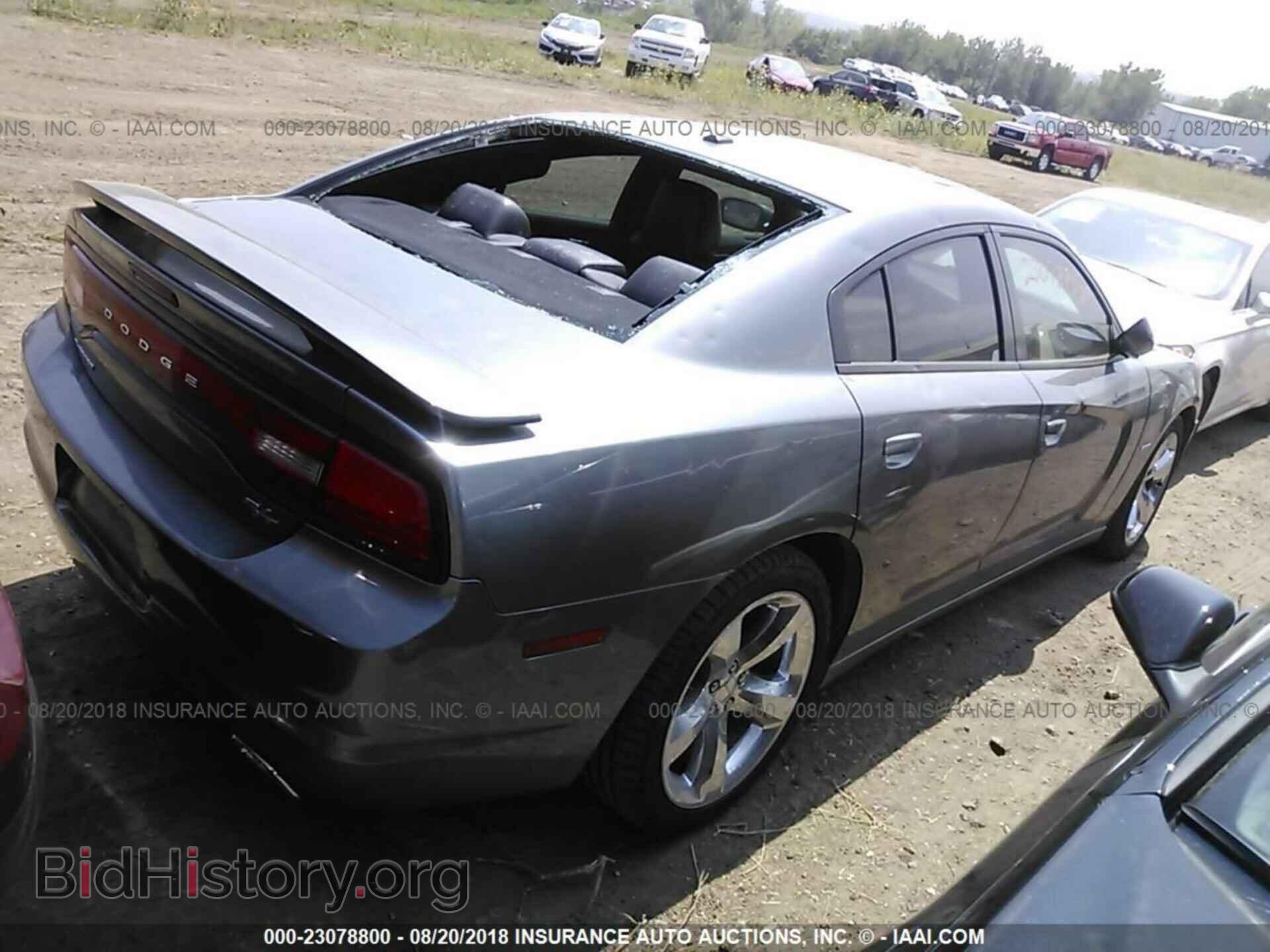 2012 Dodge Charger - VIN: 2C3CDXCT2CH113176 - Photo 4