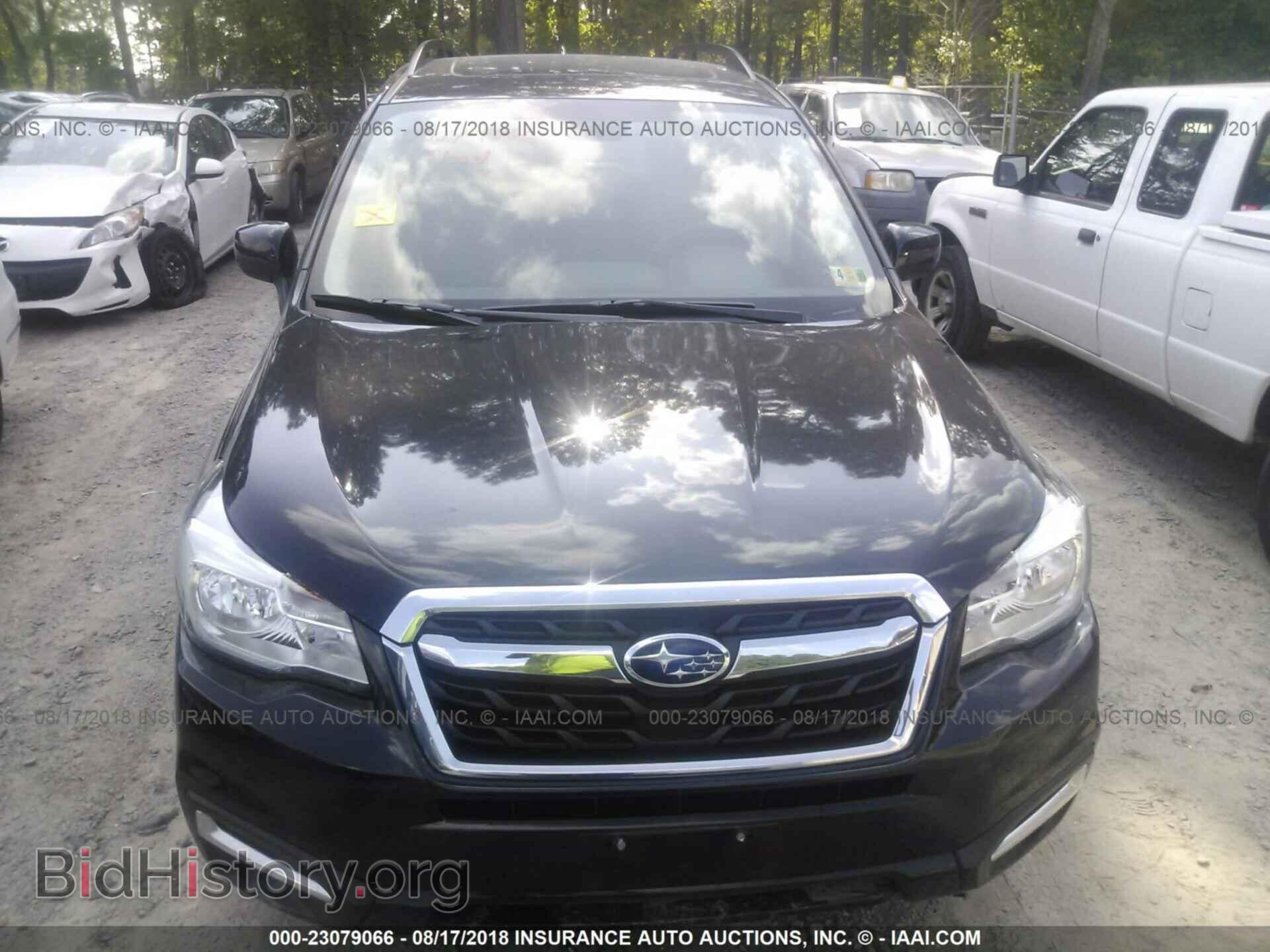 2017 Subaru Forester - VIN: JF2SJAGC8HH561234 - Photo 6