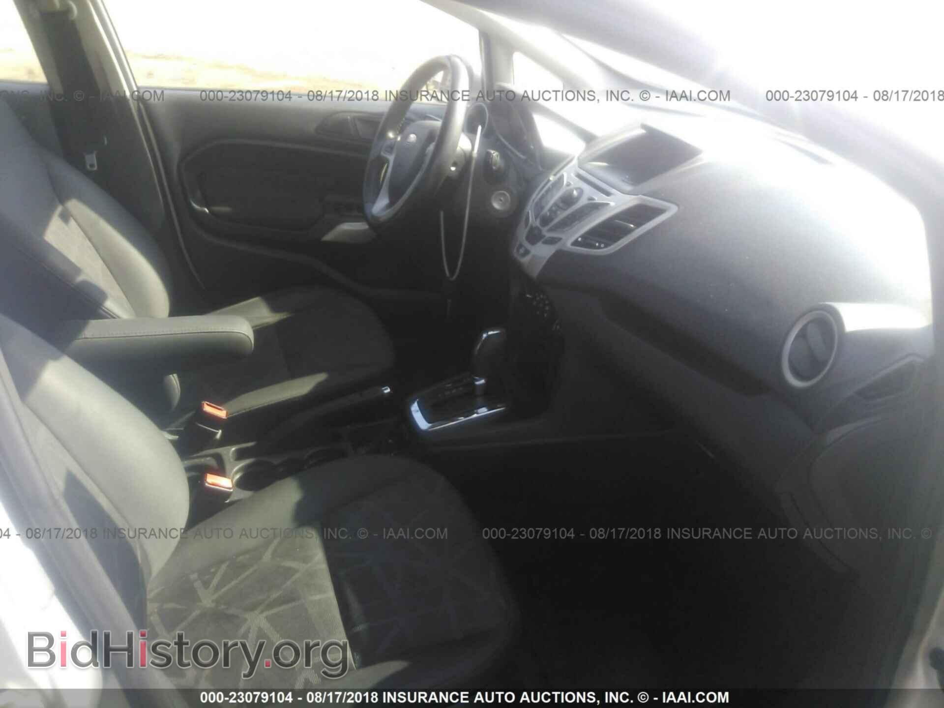 2013 Ford Fiesta - VIN: 3FADP4BJ4DM136473 - Фото 5