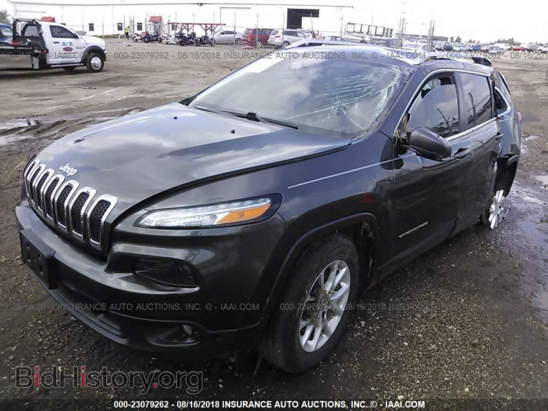 2014 Jeep Cherokee - VIN: 1C4PJMCS4EW137981 - Фото 2