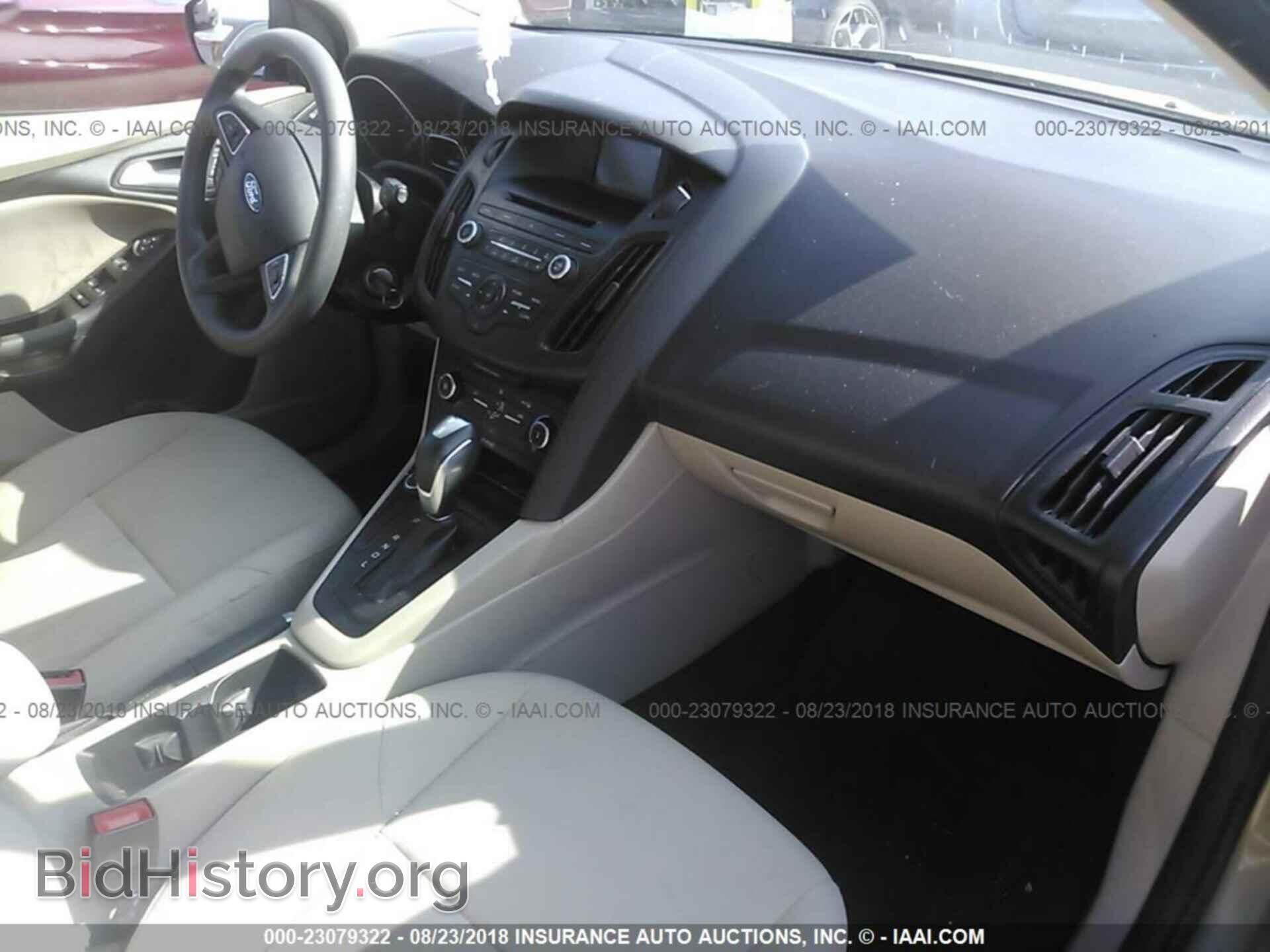 2016 Ford Focus - VIN: 1FADP3K28GL246001 - Фото 5