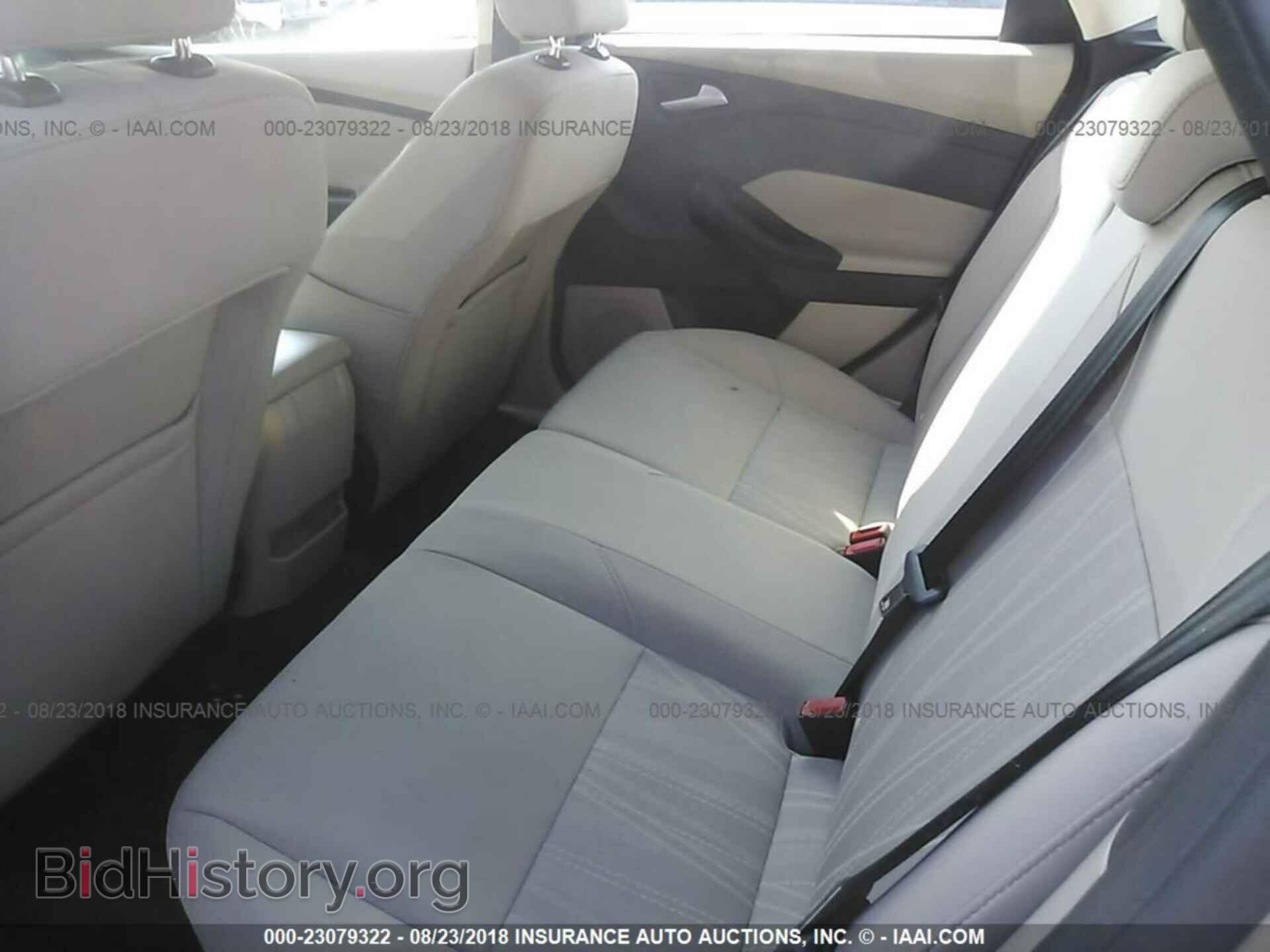 2016 Ford Focus - VIN: 1FADP3K28GL246001 - Фото 8